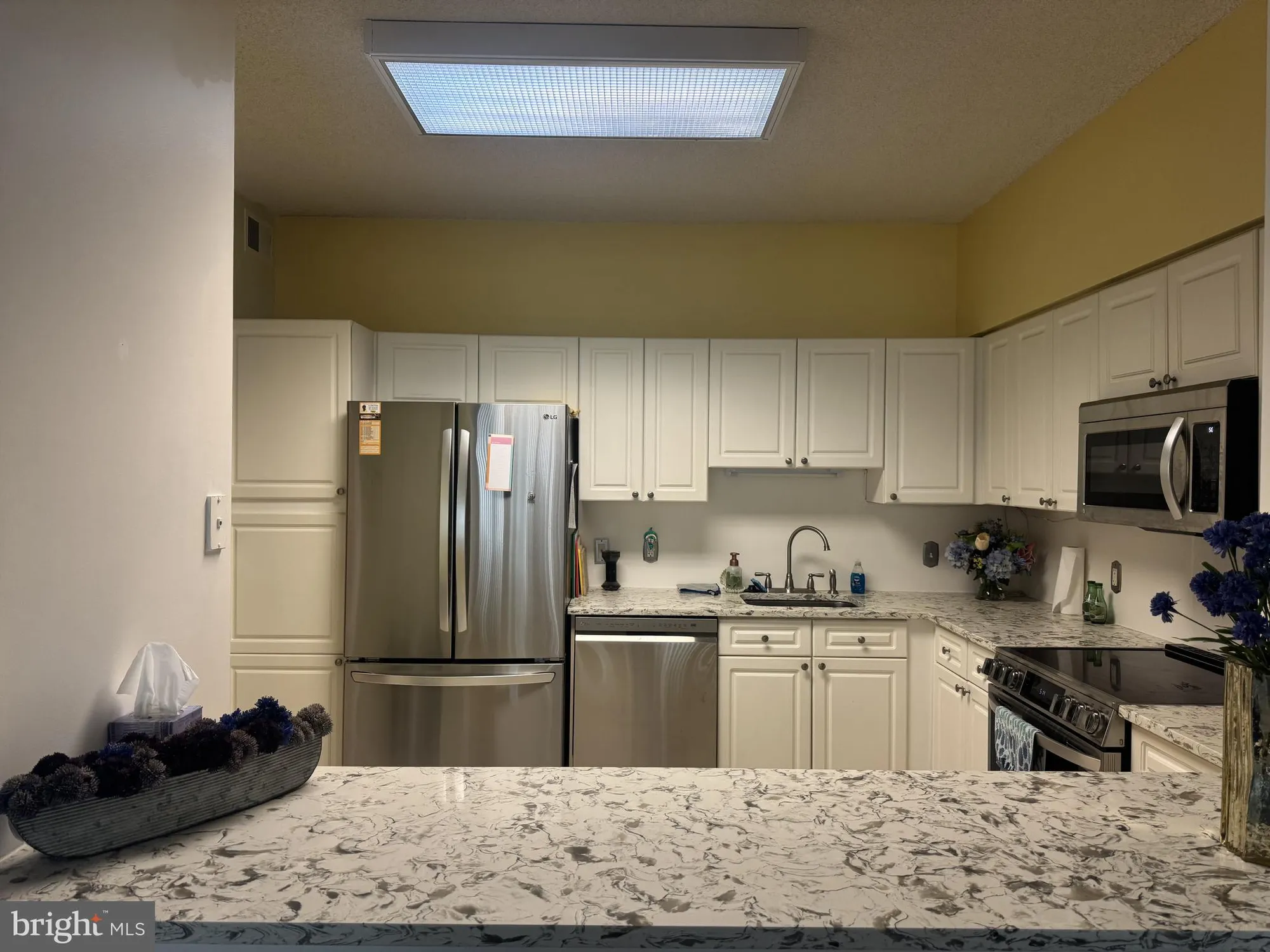 Property Slideshow image 9 of 22 | 3200 n leisure world blvd apt 702, Silver Spring, MD, 20906