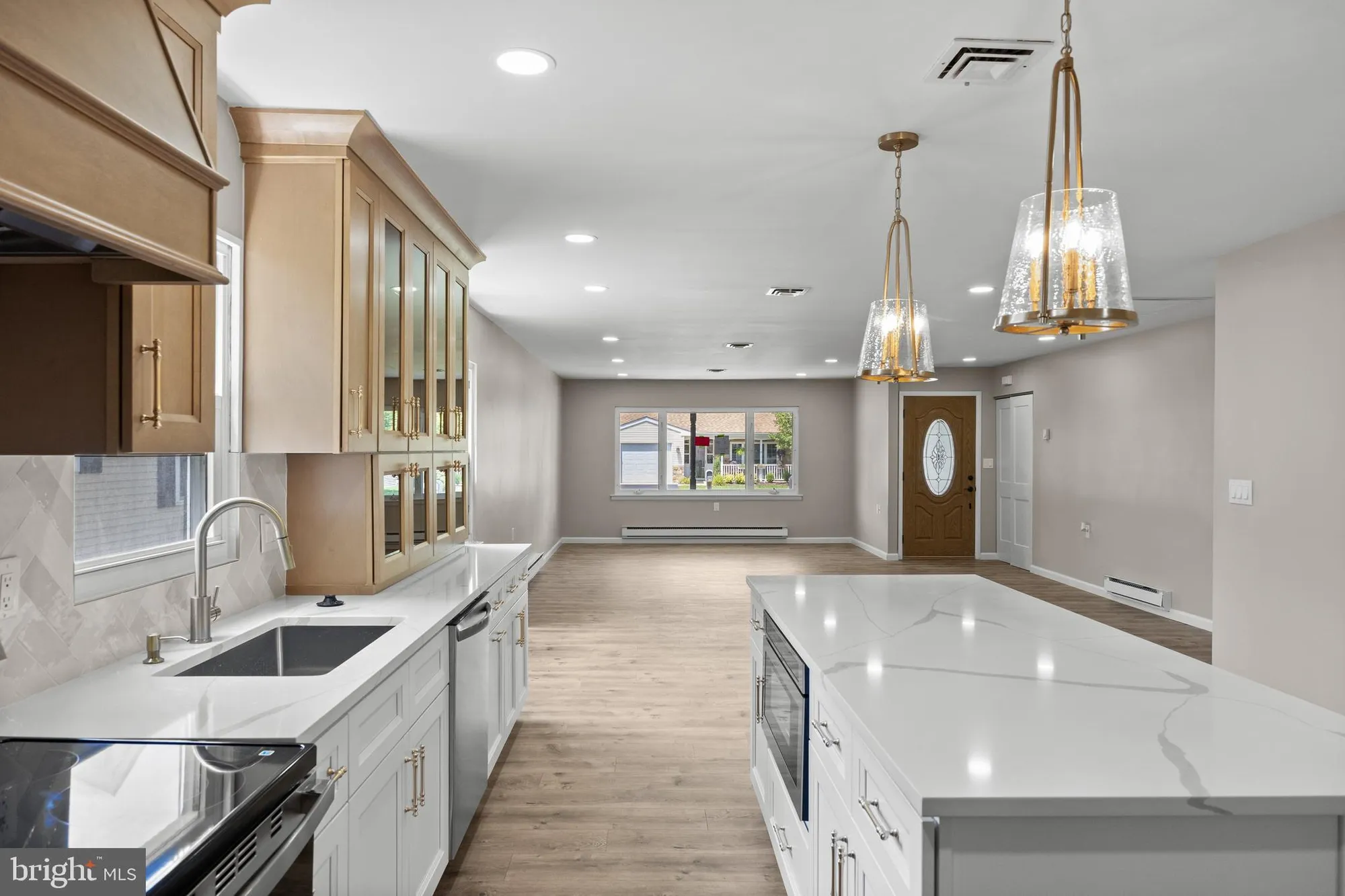 Property Slideshow image 8 of 16 | 7 sherwood pl, Southampton, NJ, 08088