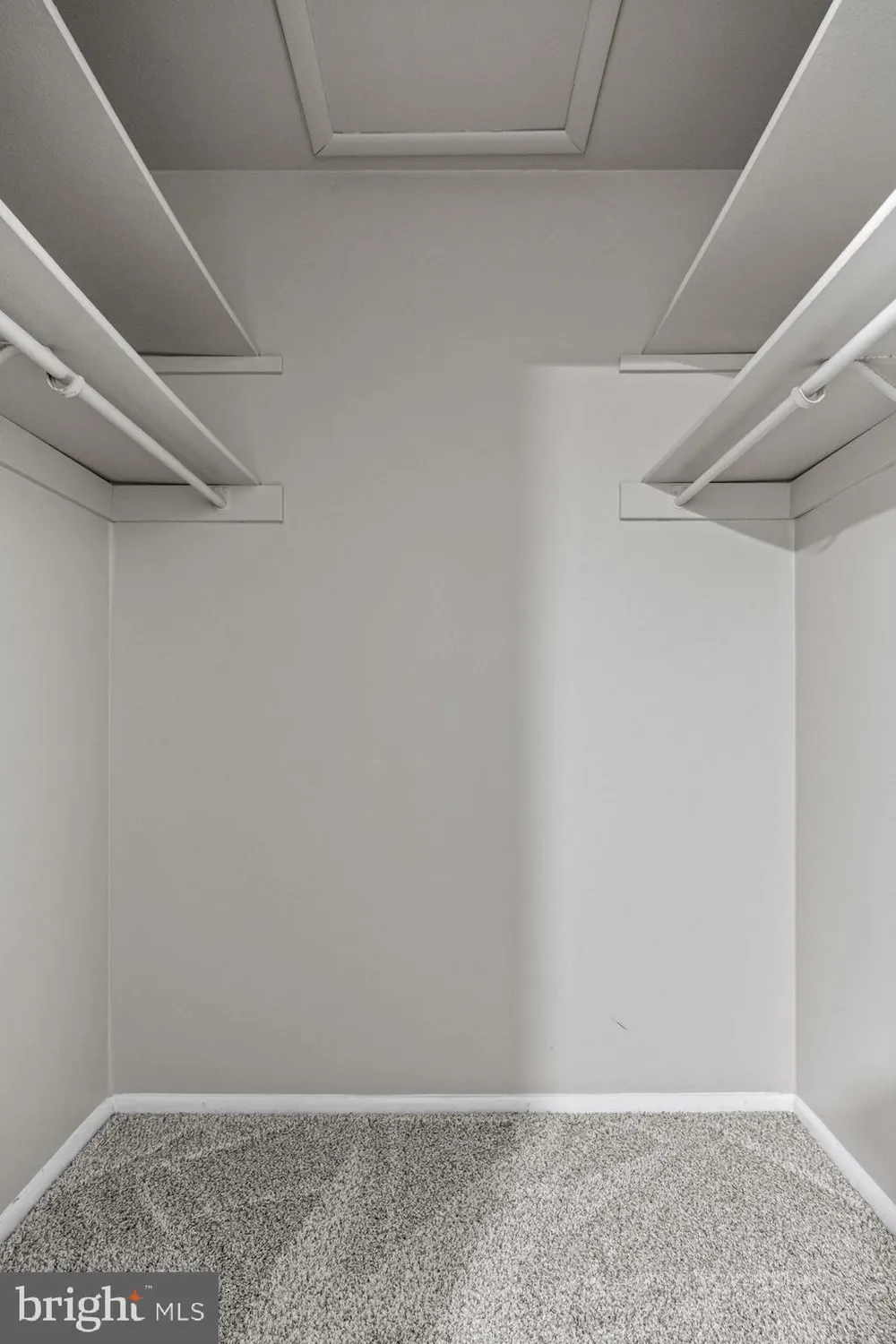 Property Slideshow image 14 of 16 | 7 sherwood pl, Southampton, NJ, 08088