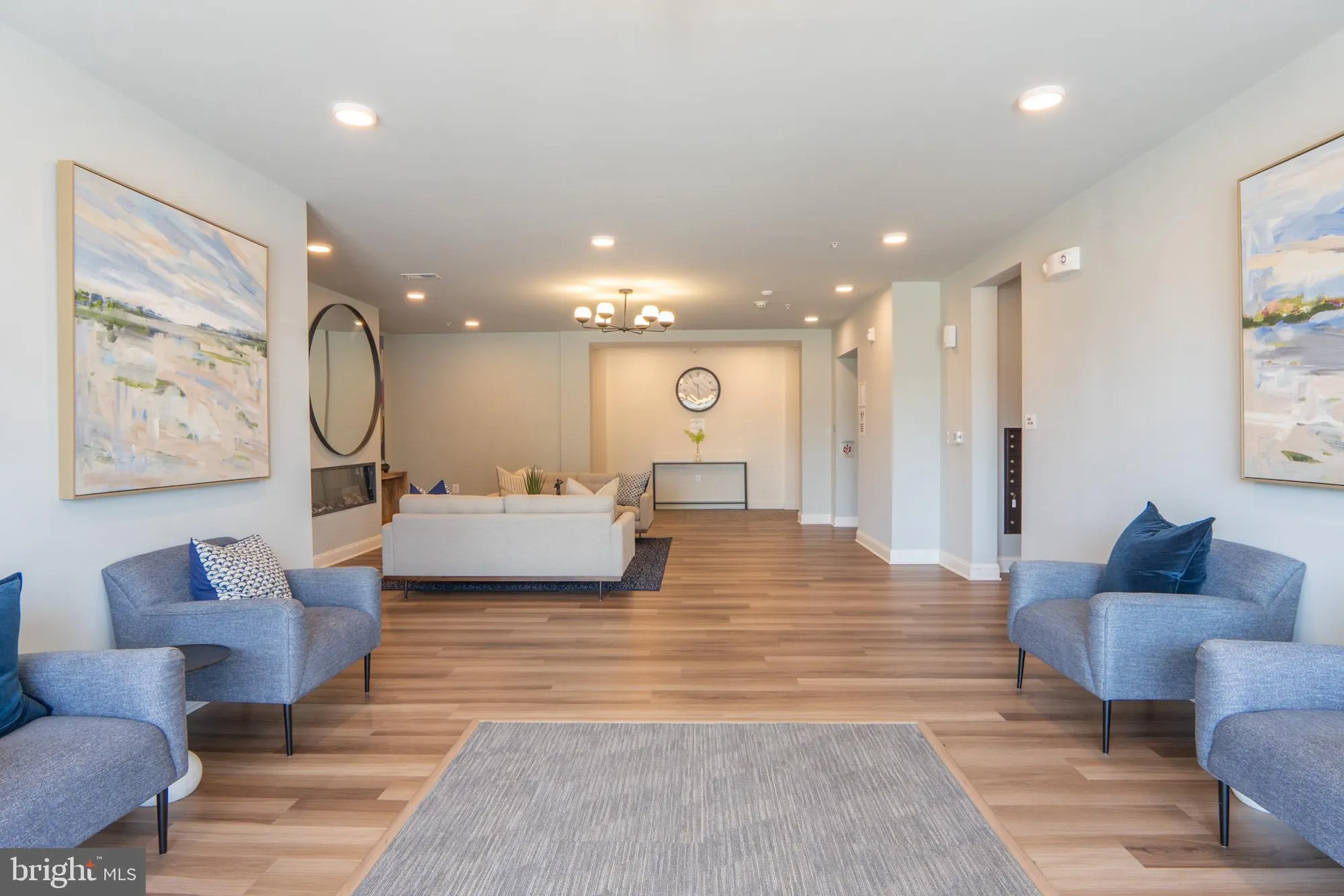 Property Slideshow image 4 of 41 | 13970 englefield dr unit 303, Woodbridge, VA, 22193