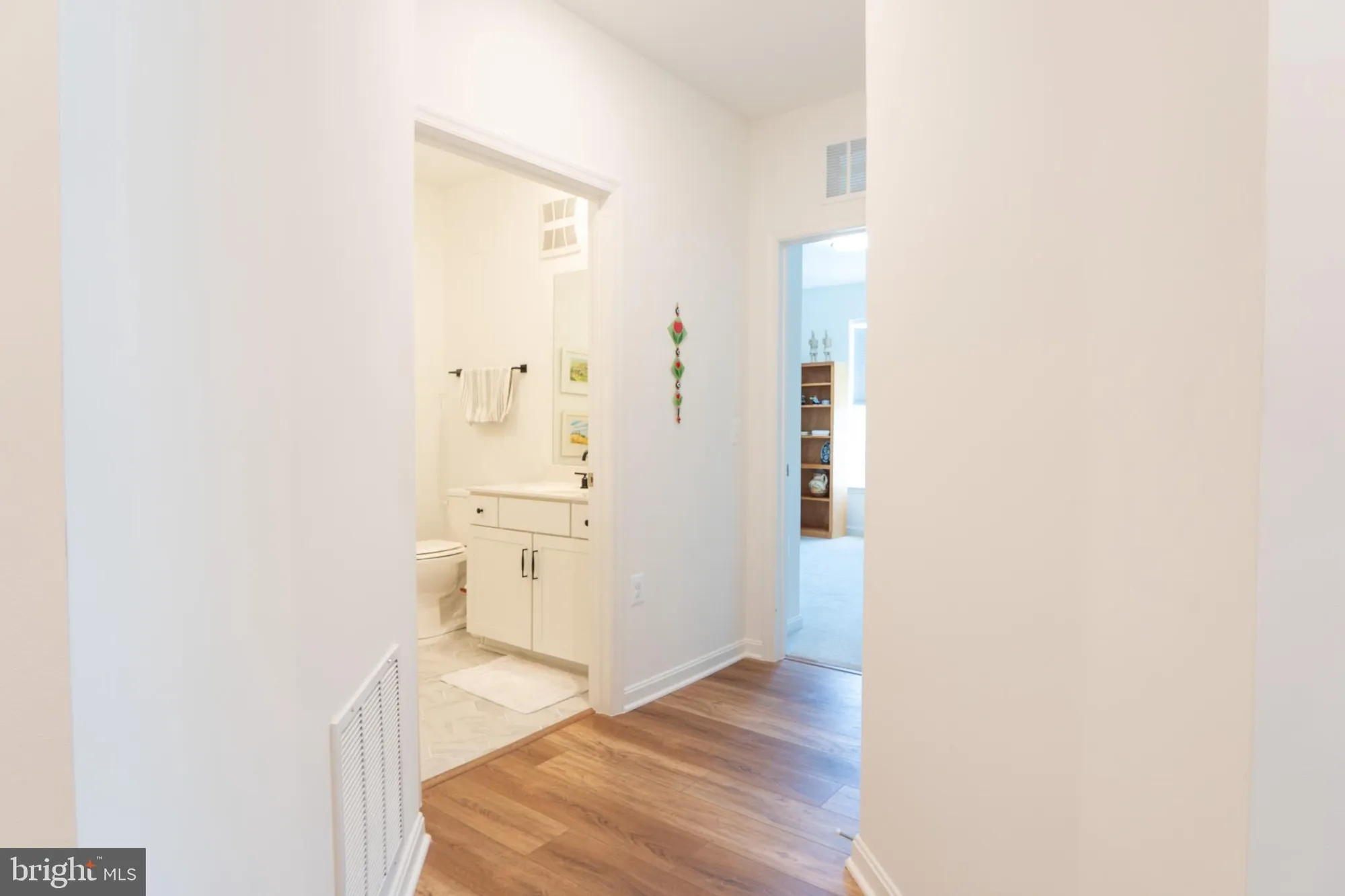 Property Slideshow image 24 of 41 | 13970 englefield dr unit 303, Woodbridge, VA, 22193