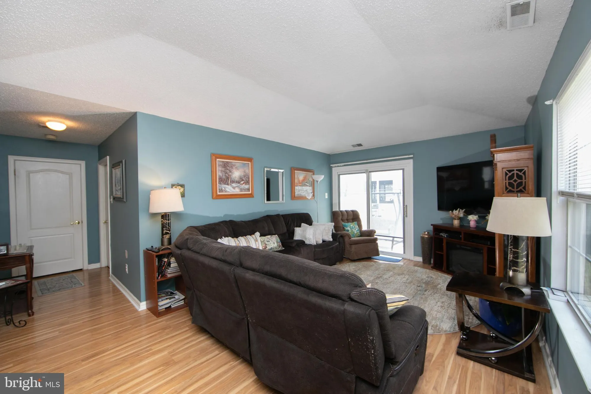 Property Slideshow image 17 of 31 | 662 barbados dr, Williamstown, NJ, 08094