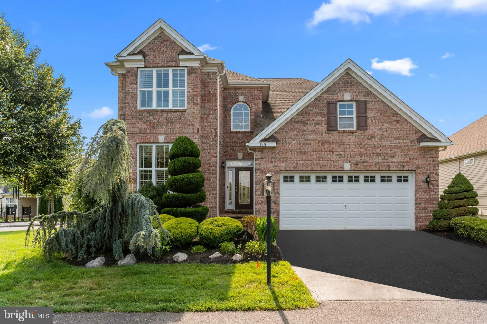 Property Slideshow image 1 of 54 | 195 roosevelt dr, Yardley, PA, 19067