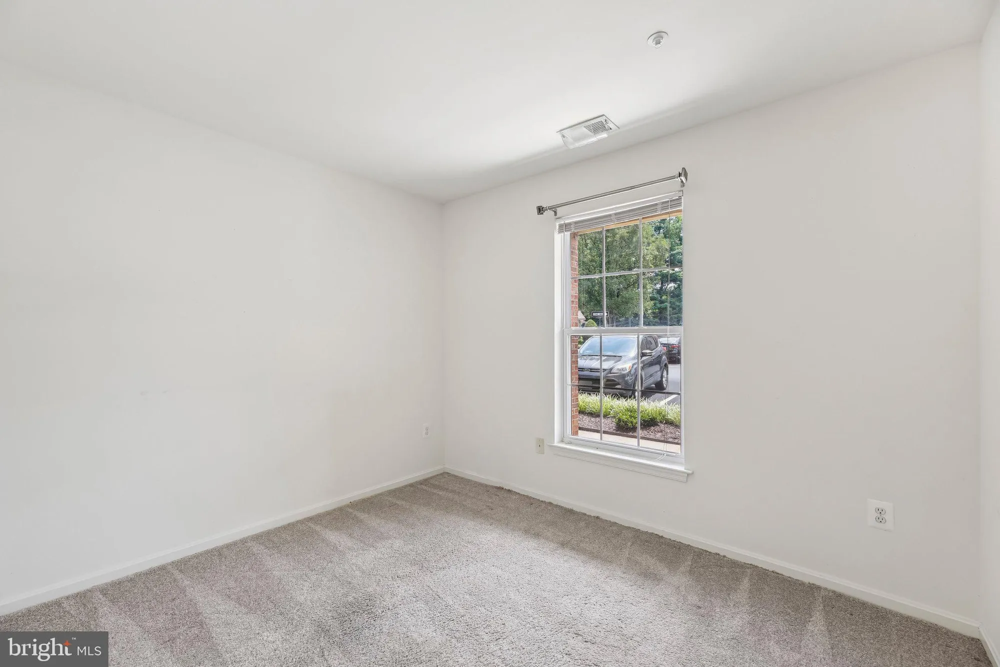 Property Slideshow image 13 of 23 | 2003 rudy serra dr unit 1d, Eldersburg, MD, 21784