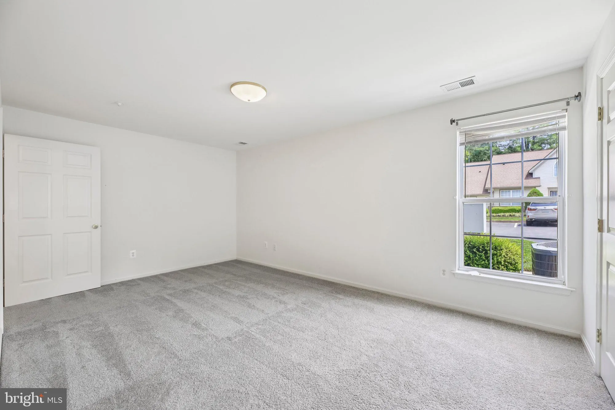 Property Slideshow image 11 of 23 | 2003 rudy serra dr unit 1d, Eldersburg, MD, 21784