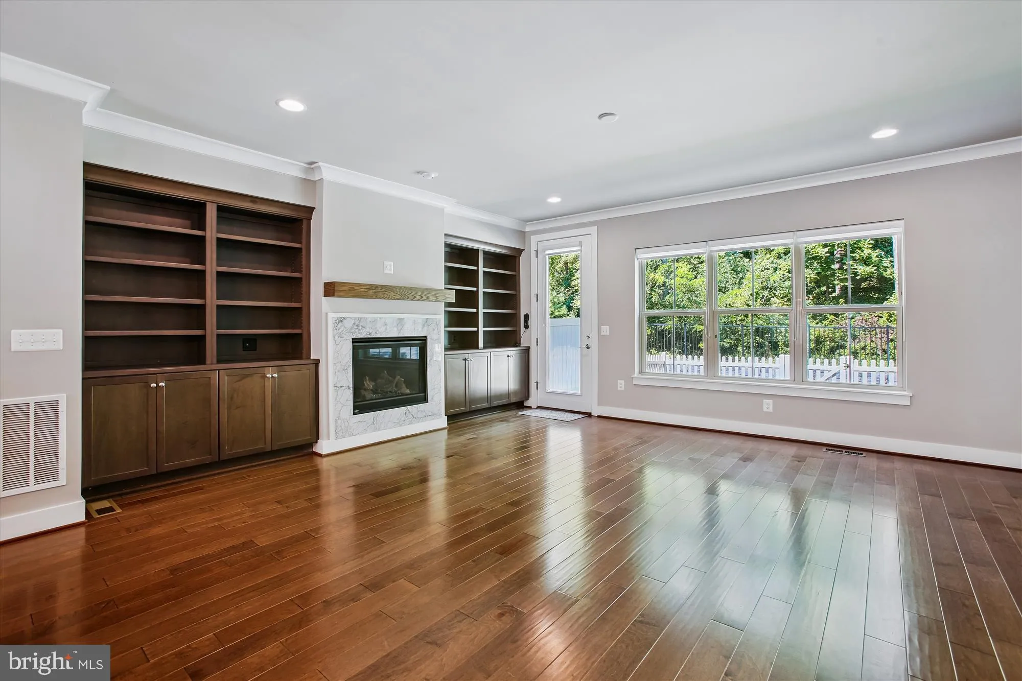 Property Slideshow image 5 of 35 | 7770 belvale dr, Alexandria, VA, 22315