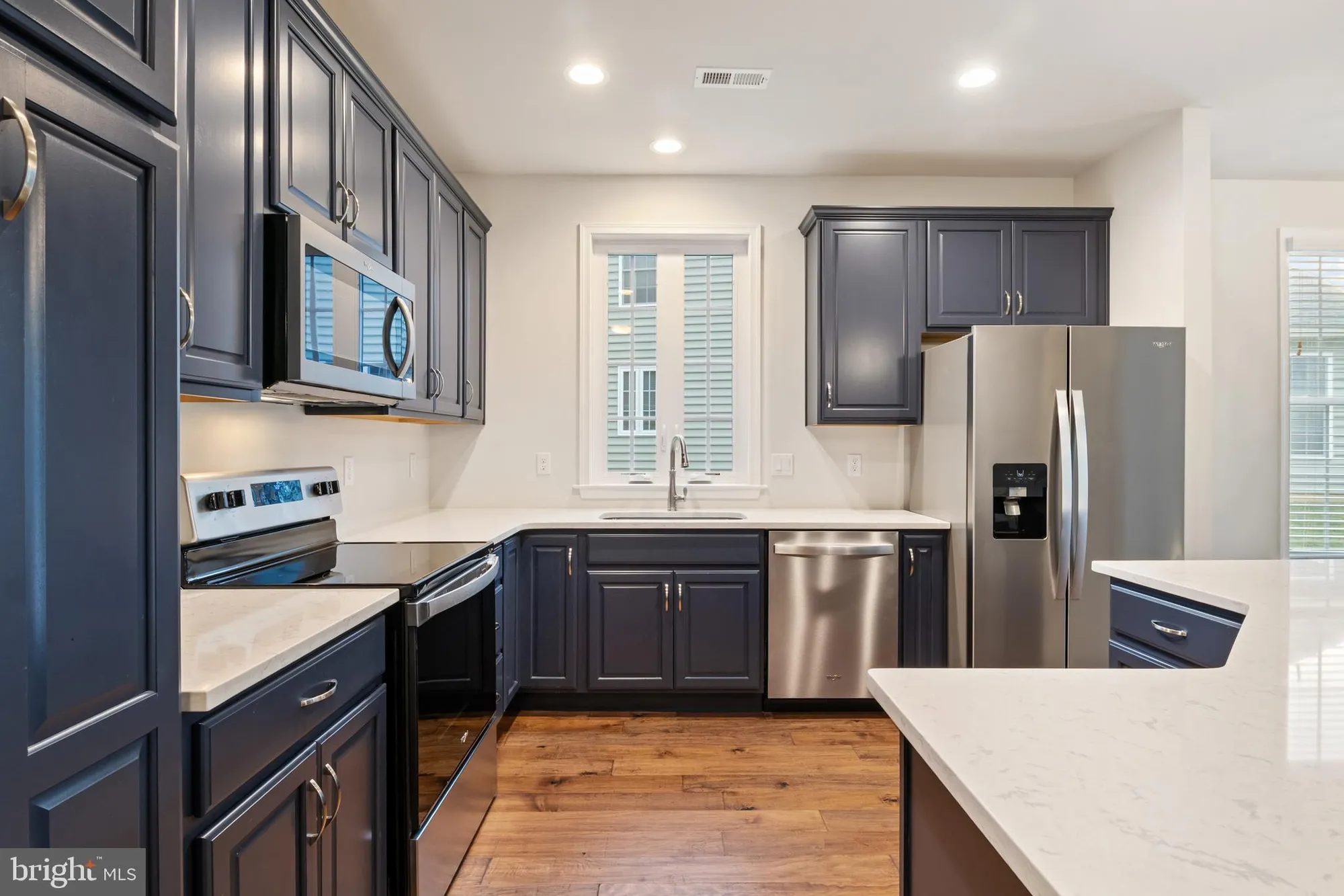 Property Slideshow image 7 of 63 | 113 garrison dr, East Petersburg, PA, 17520