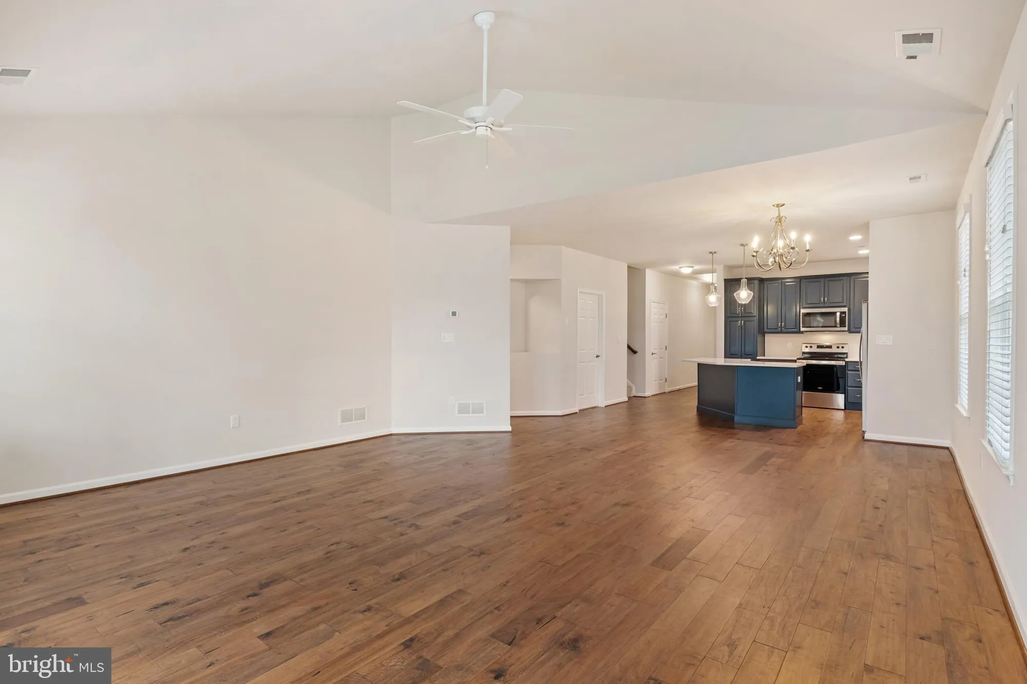 Property Slideshow image 14 of 63 | 113 garrison dr, East Petersburg, PA, 17520