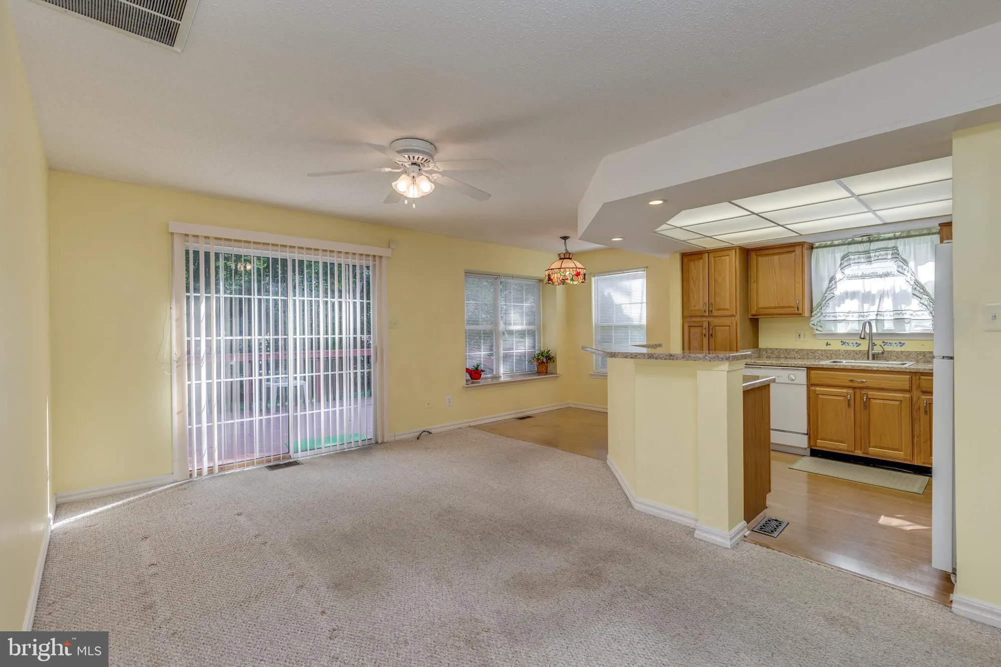 Property Slideshow image 12 of 37 | 382 saint thomas blvd, Williamstown, NJ, 08094