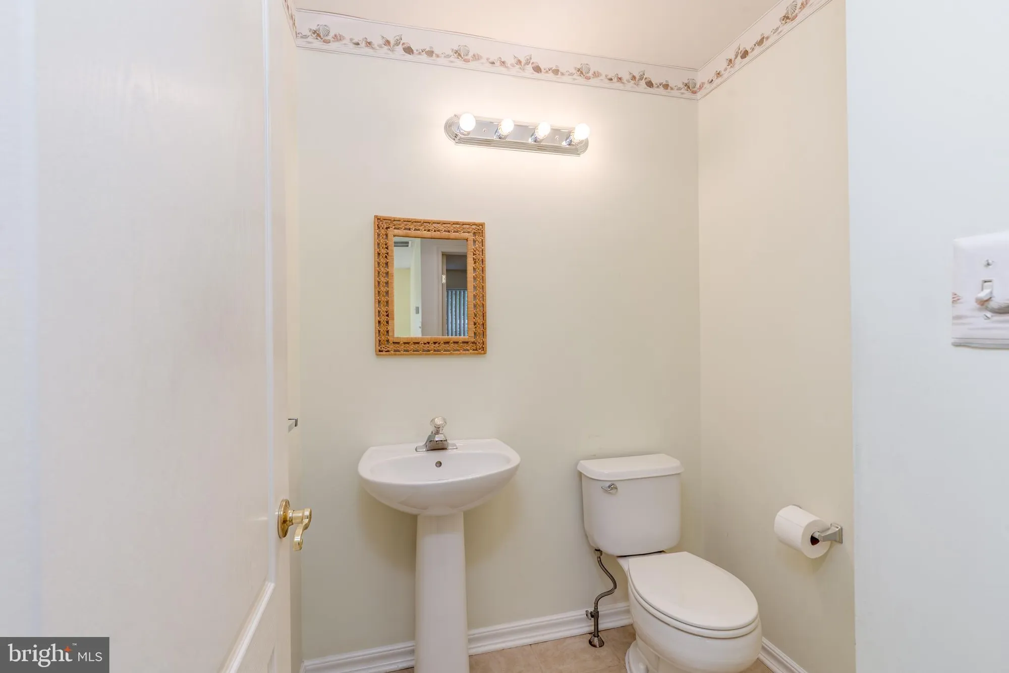 Property Slideshow image 20 of 37 | 382 saint thomas blvd, Williamstown, NJ, 08094