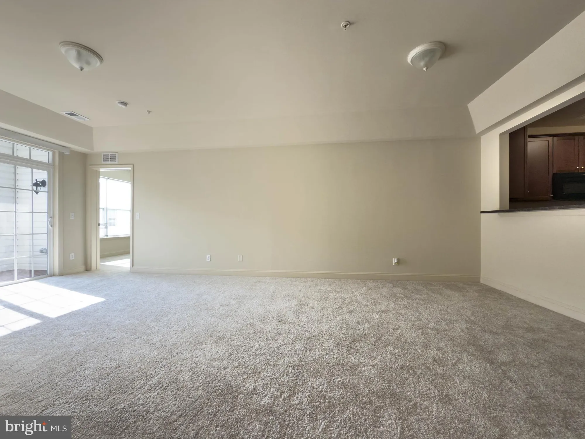 Property Slideshow image 10 of 42 | 9202 charleston dr 405, Manassas, VA, 20110