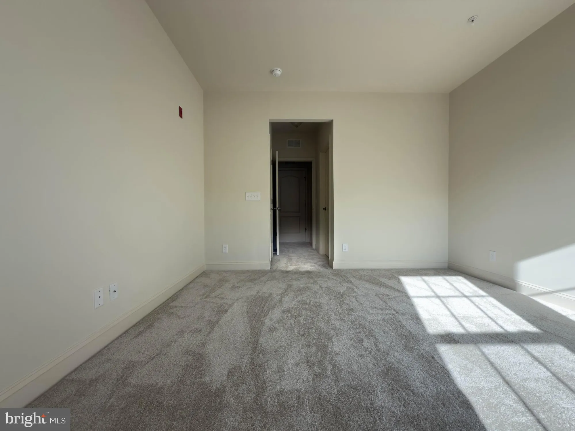 Property Slideshow image 26 of 42 | 9202 charleston dr 405, Manassas, VA, 20110