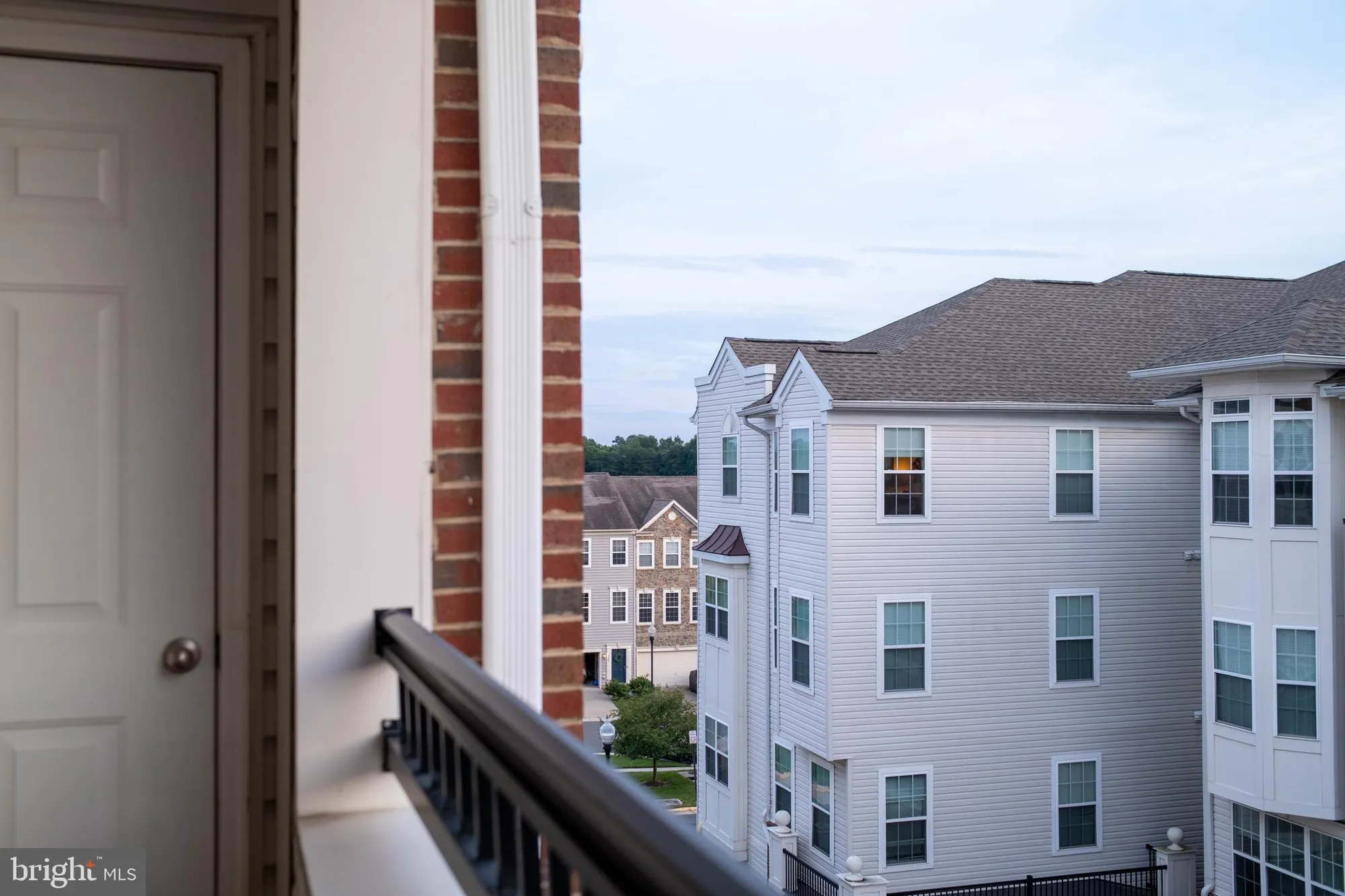 Property Slideshow image 16 of 42 | 9202 charleston dr 405, Manassas, VA, 20110