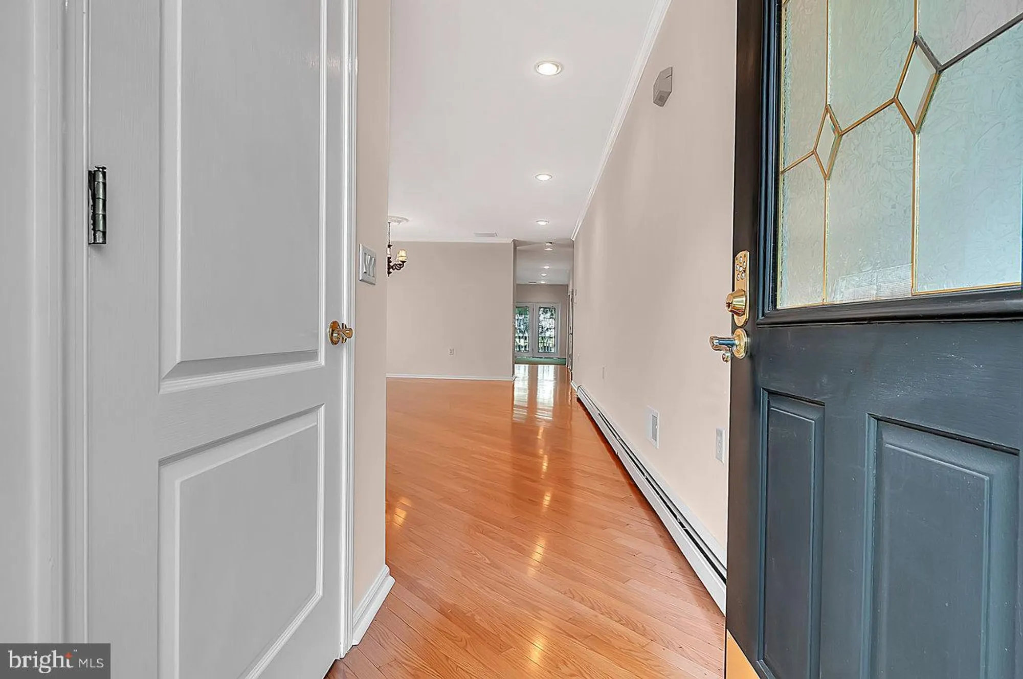 Property Slideshow image 4 of 30 | 26 rainflower ln, West Windsor, NJ, 08550