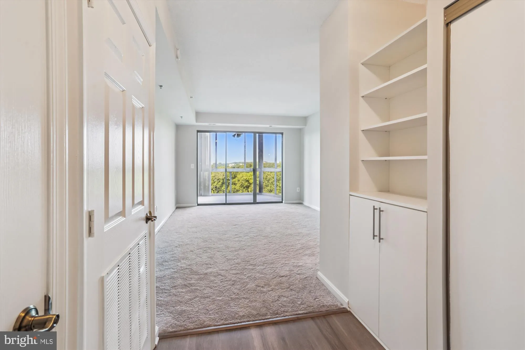 Property Slideshow image 4 of 88 | 3100 n leisure world blvd apt 923, Silver Spring, MD, 20906