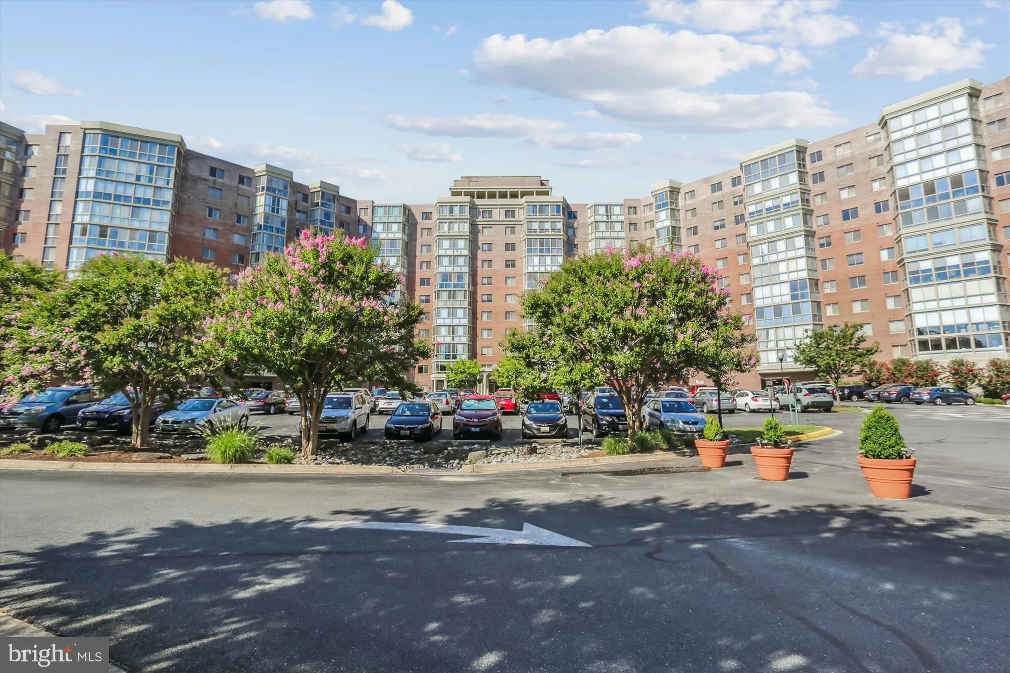 Property Slideshow image 40 of 88 | 3100 n leisure world blvd apt 923, Silver Spring, MD, 20906