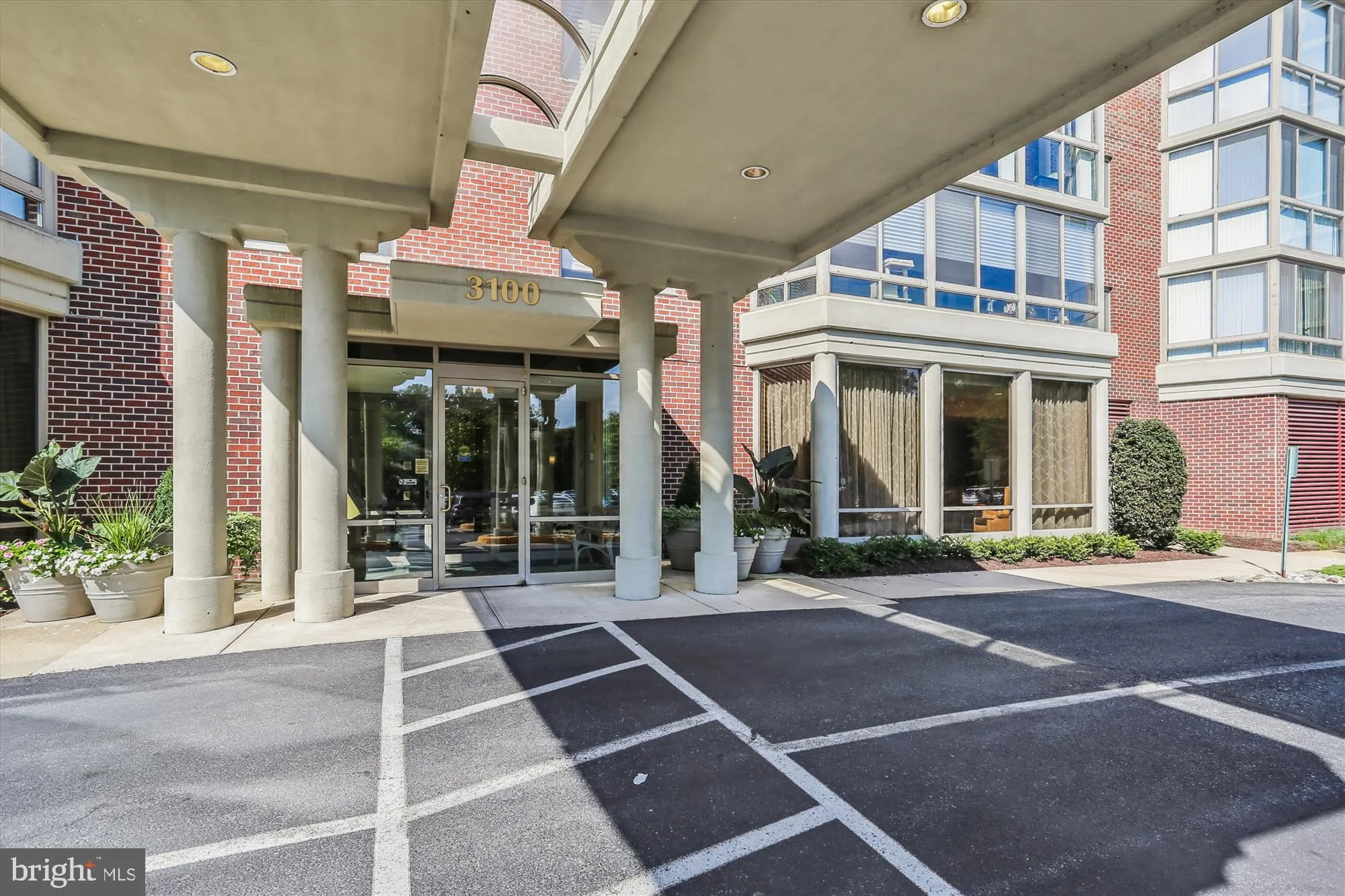 Property Slideshow image 43 of 88 | 3100 n leisure world blvd apt 923, Silver Spring, MD, 20906