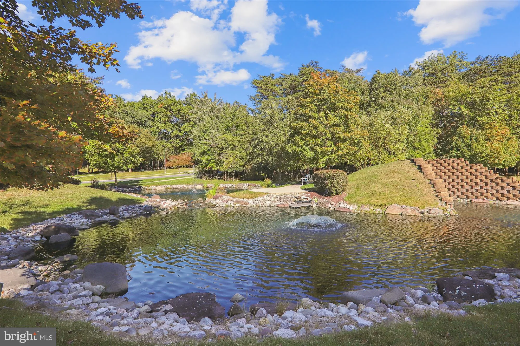 Property Slideshow image 65 of 88 | 3100 n leisure world blvd apt 923, Silver Spring, MD, 20906