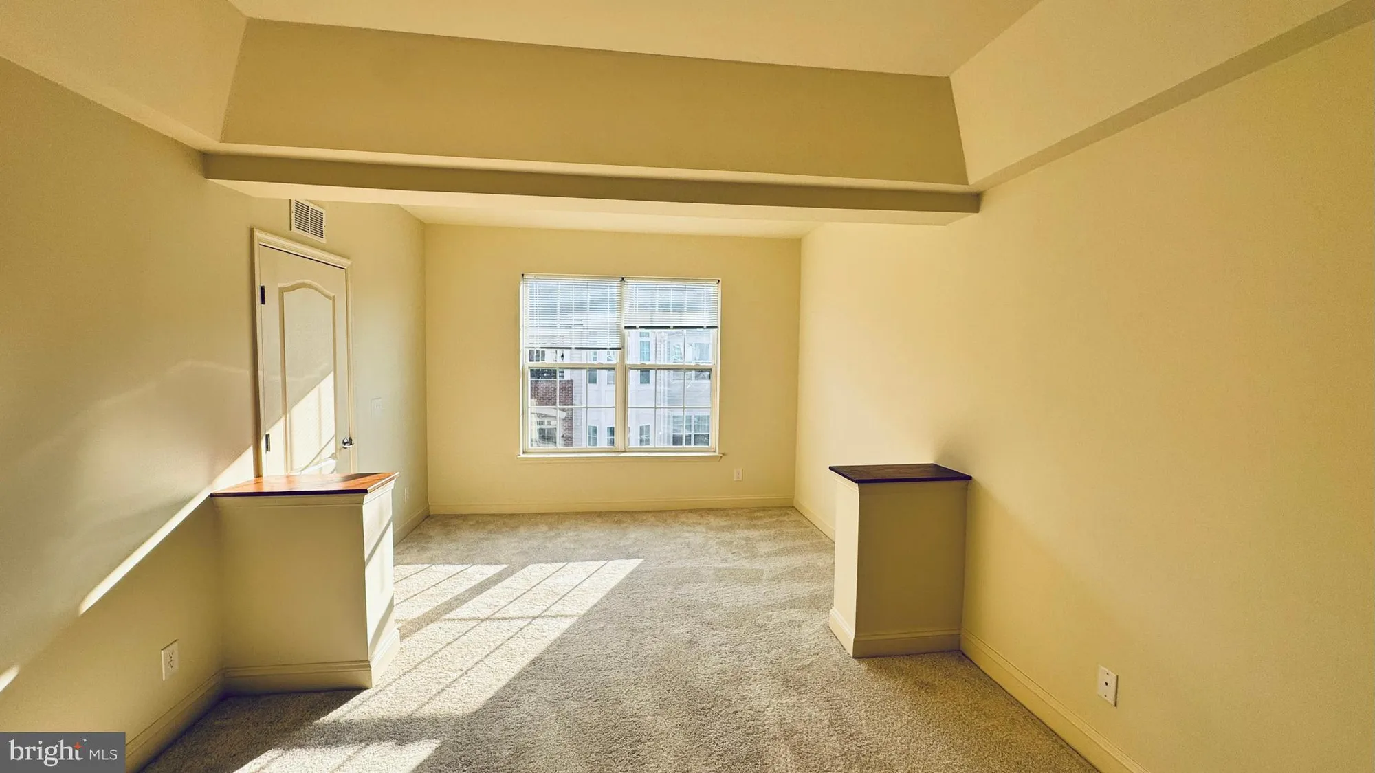 Property Slideshow image 18 of 42 | 9202 charleston dr 405, Manassas, VA, 20110