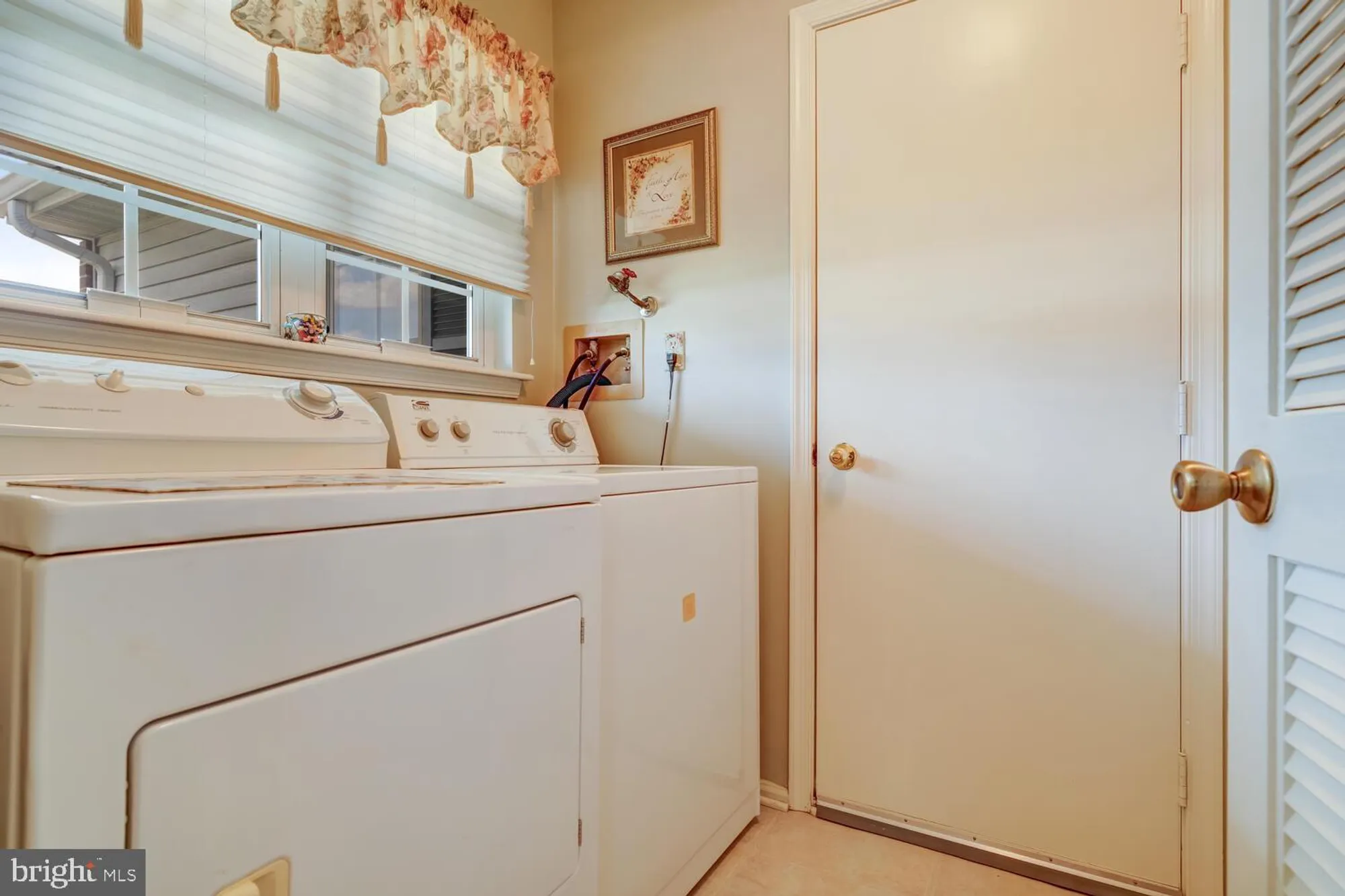 Property Slideshow image 12 of 32 | 117 mohican ln, Little Egg Harbor Twp, NJ, 08087