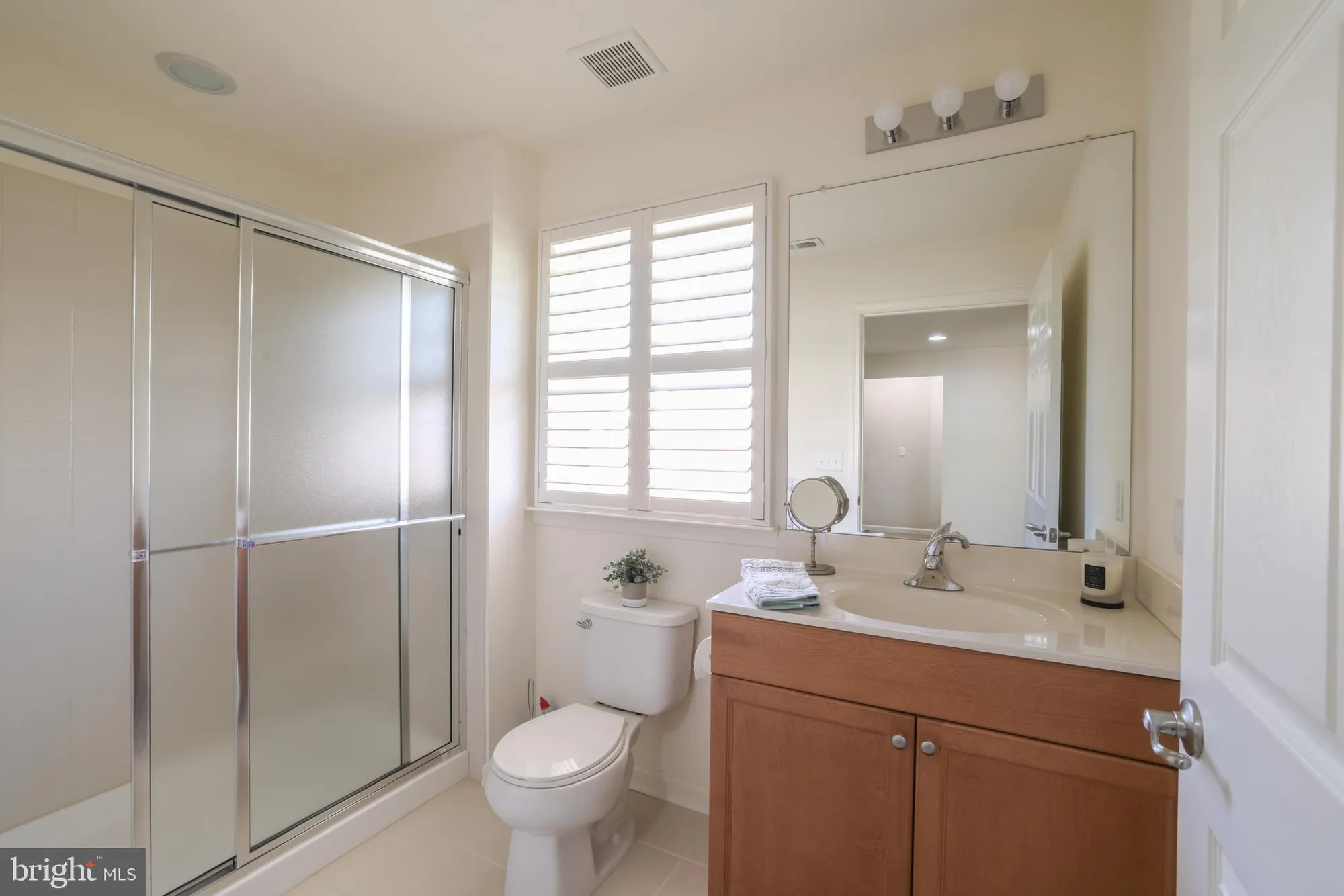 Property Slideshow image 35 of 44 | 31 garden path, Barnegat, NJ, 08005