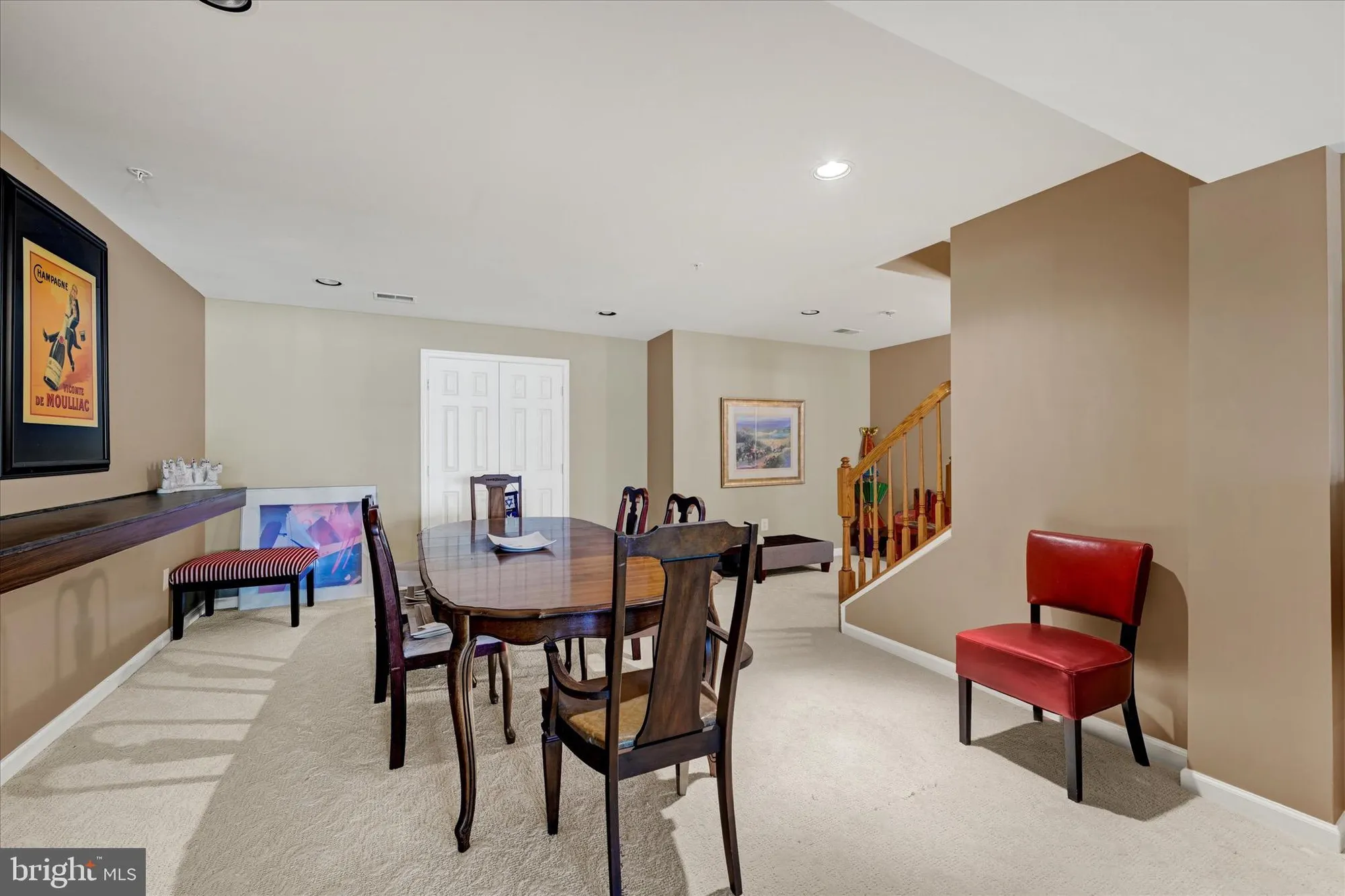Property Slideshow image 26 of 37 | 8402 prairie rose pl # 8402, Pikesville, MD, 21208