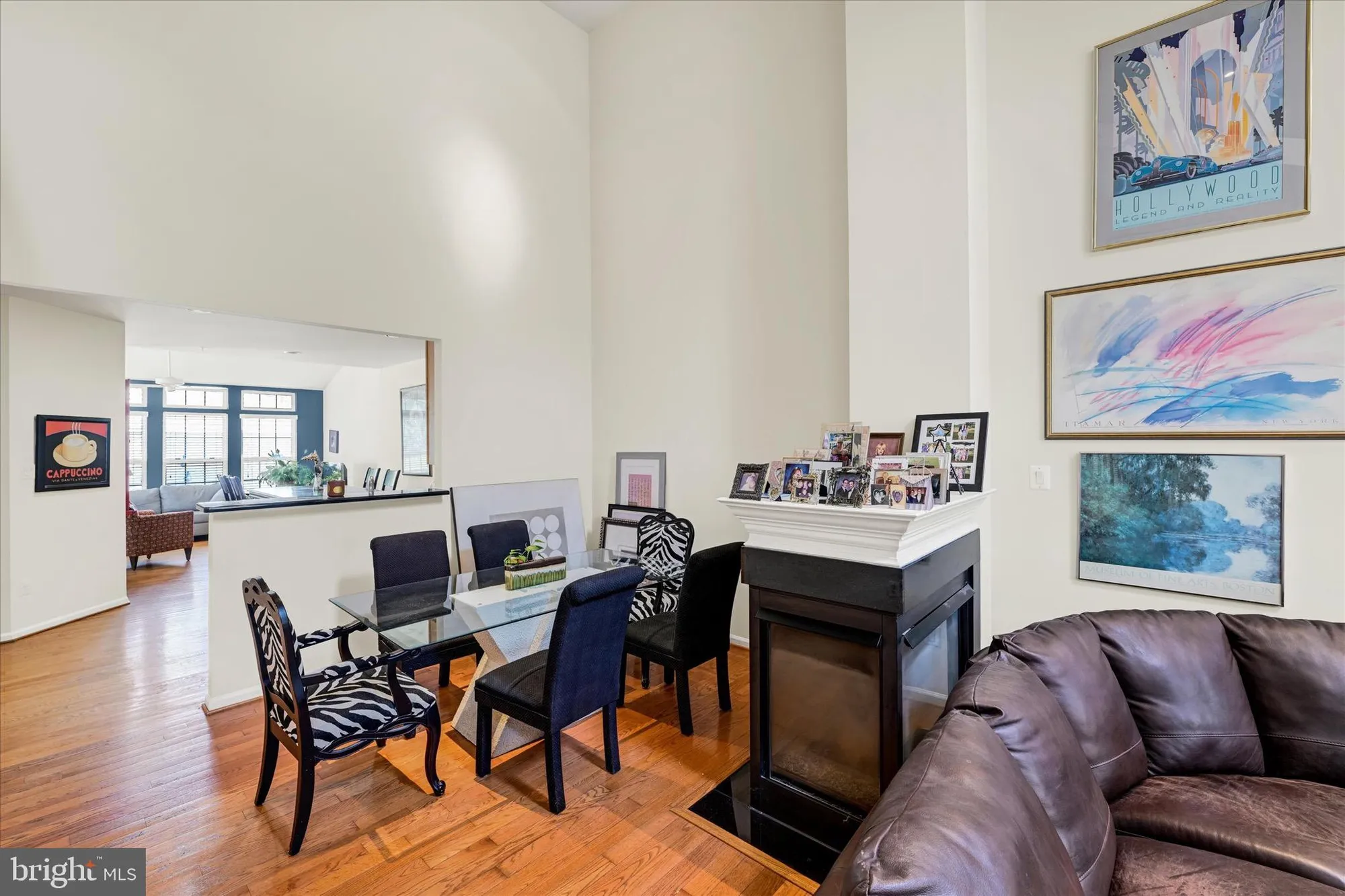 Property Slideshow image 5 of 37 | 8402 prairie rose pl # 8402, Pikesville, MD, 21208