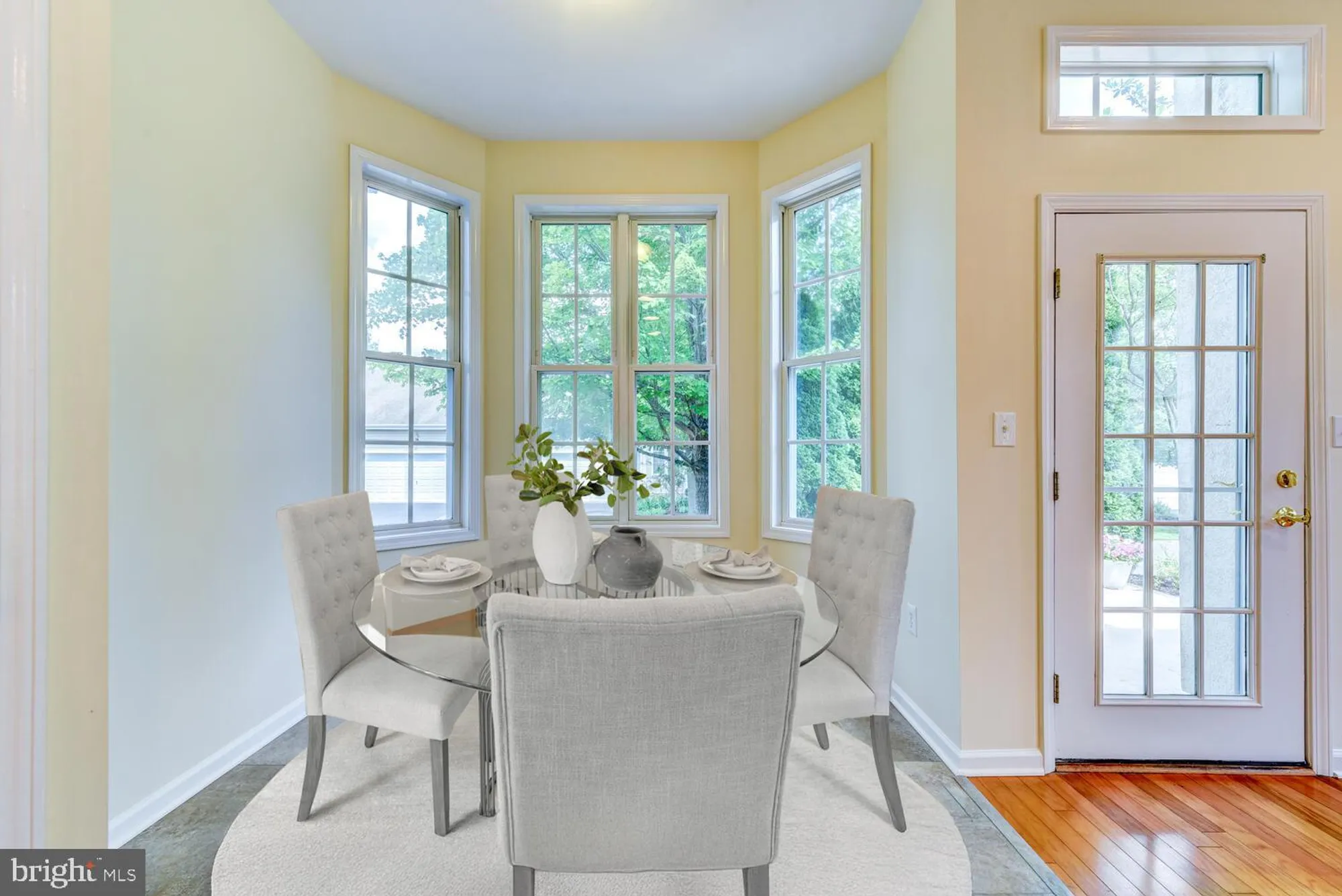 Property Slideshow image 8 of 57 | 5 trowbridge ln, Cranbury, NJ, 08512