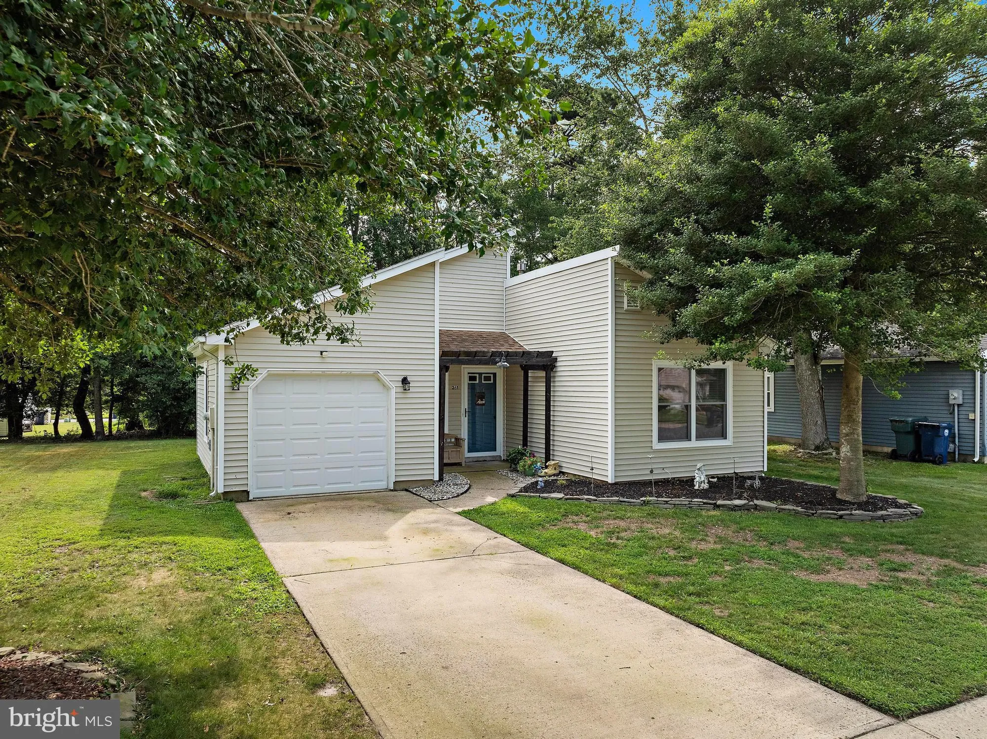 Property Slideshow image 38 of 50 | 261 yorktowne dr, Little Egg Harbor Twp, NJ, 08087