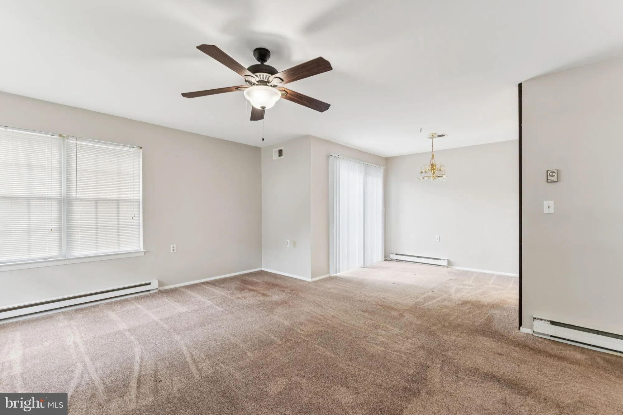 Property Slideshow image 8 of 37 | 439 chesterfield ct h, Manchester Township, NJ, 08759