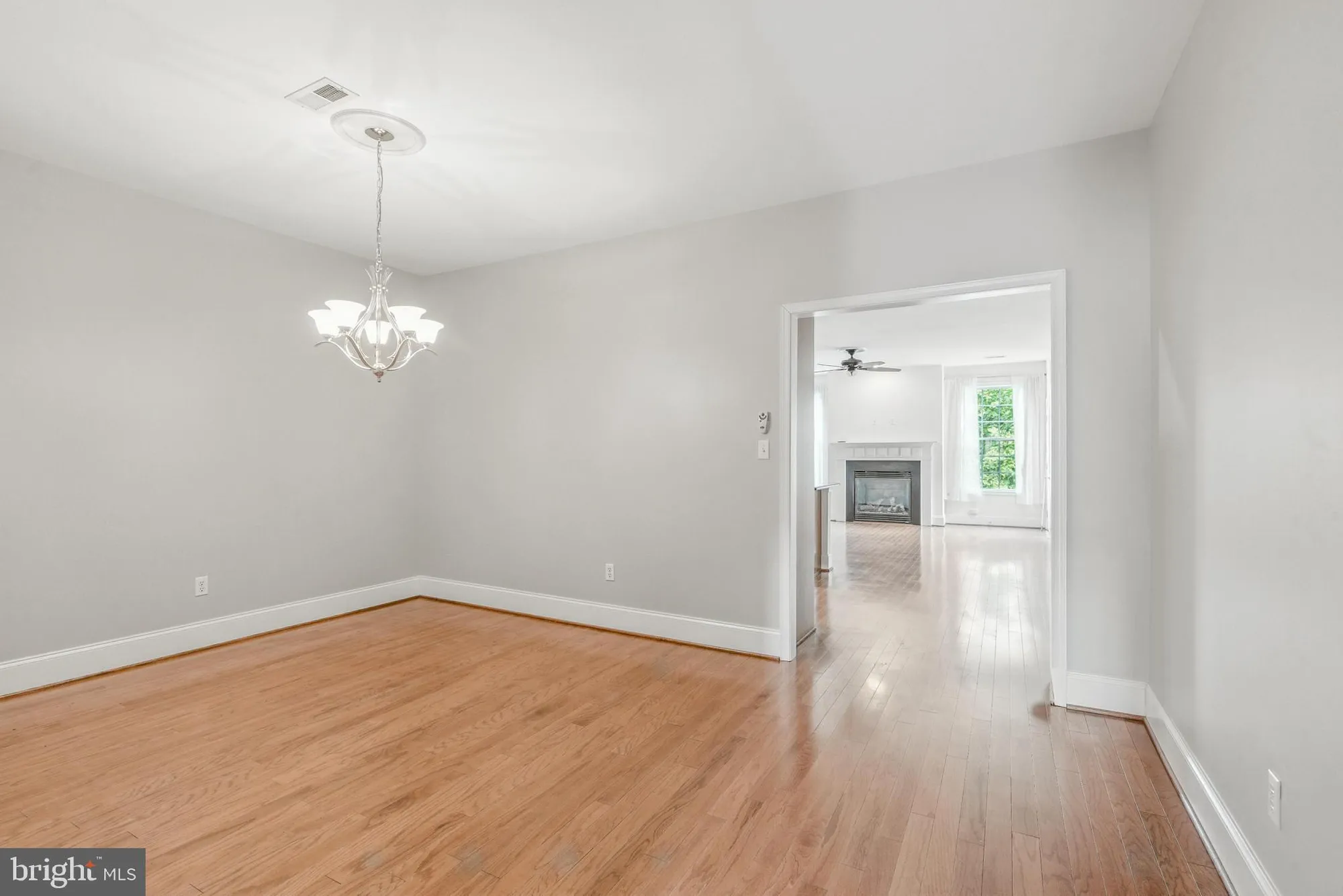 Property Slideshow image 9 of 24 | 2461 merri claude dr, Norristown, PA, 19401