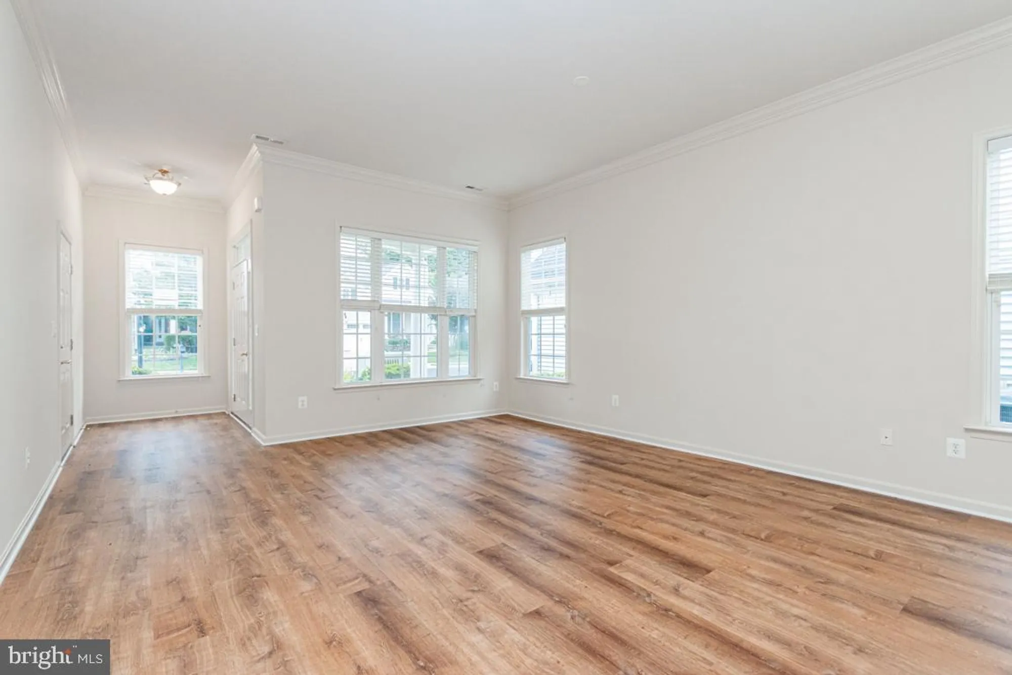 Property Slideshow image 2 of 28 | 12524 regiment ln, Fredericksburg, VA, 22407