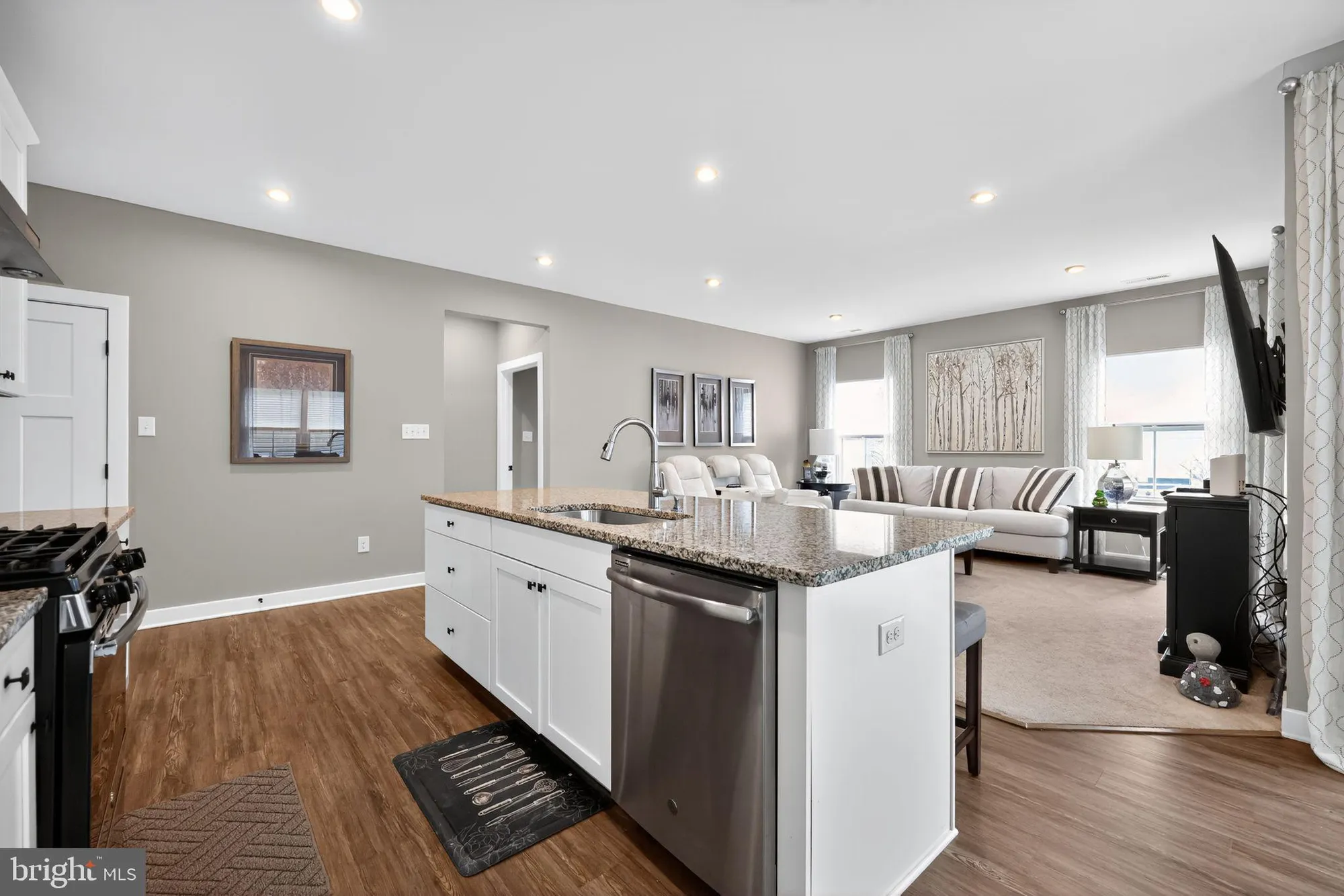 Property Slideshow image 15 of 27 | 203 amesbury blvd, Swedesboro, NJ, 08085