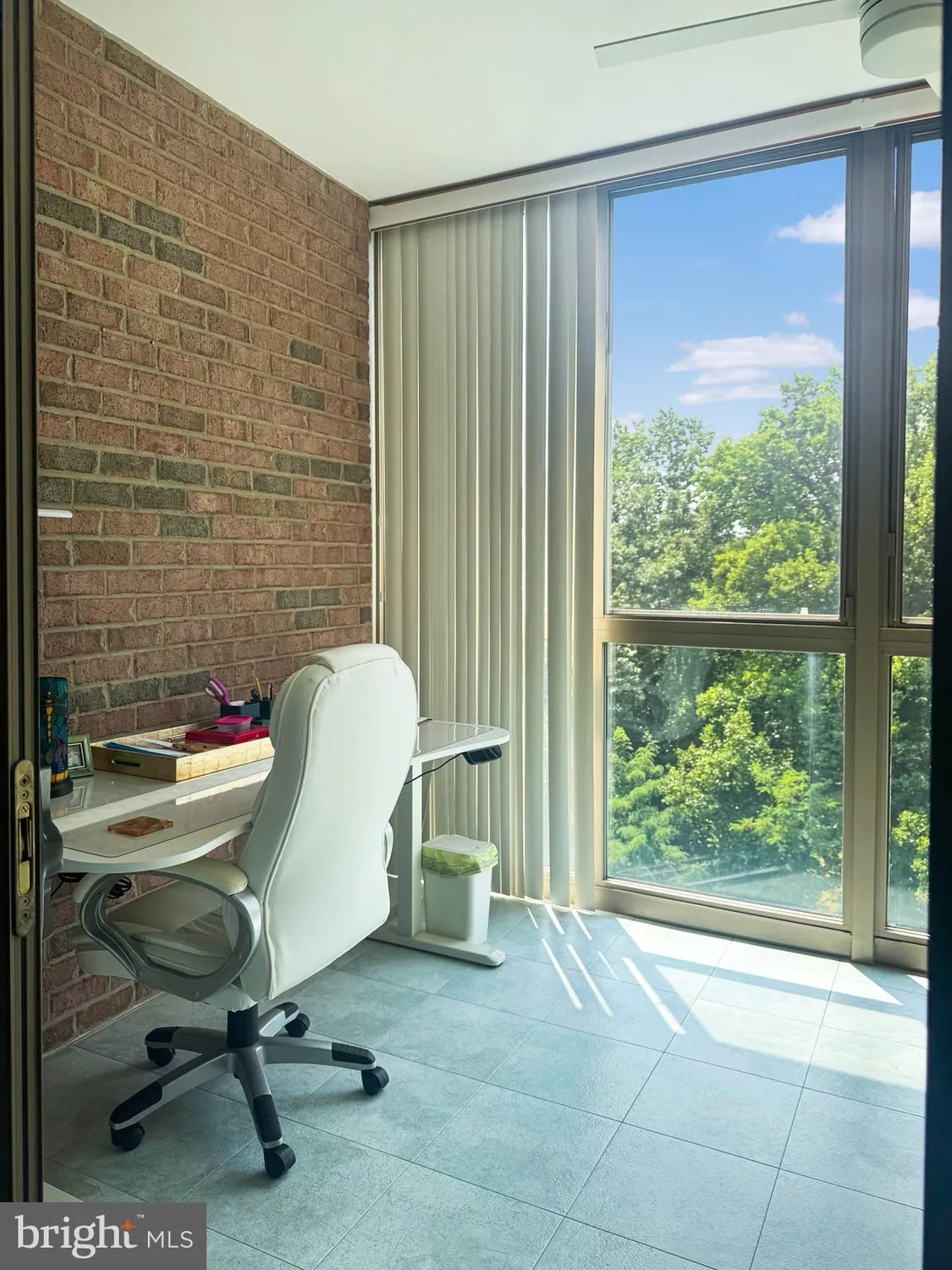 Property Slideshow image 17 of 22 | 3200 n leisure world blvd apt 702, Silver Spring, MD, 20906