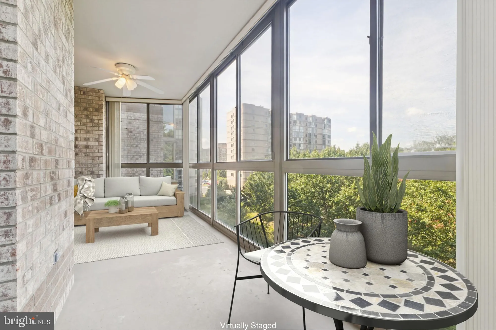 Property Slideshow image 19 of 25 | 19355 cypress ridge ter 423, Leesburg, VA, 20176