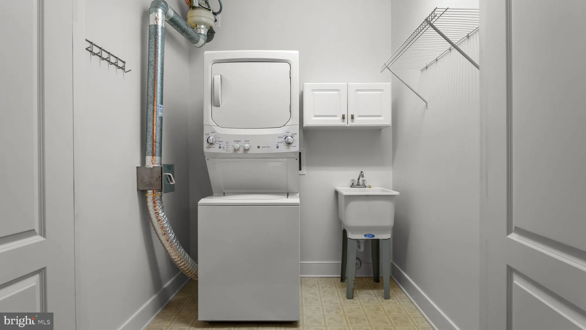 Property Slideshow image 23 of 29 | 2102 meridian blvd, Warrington, PA, 18976