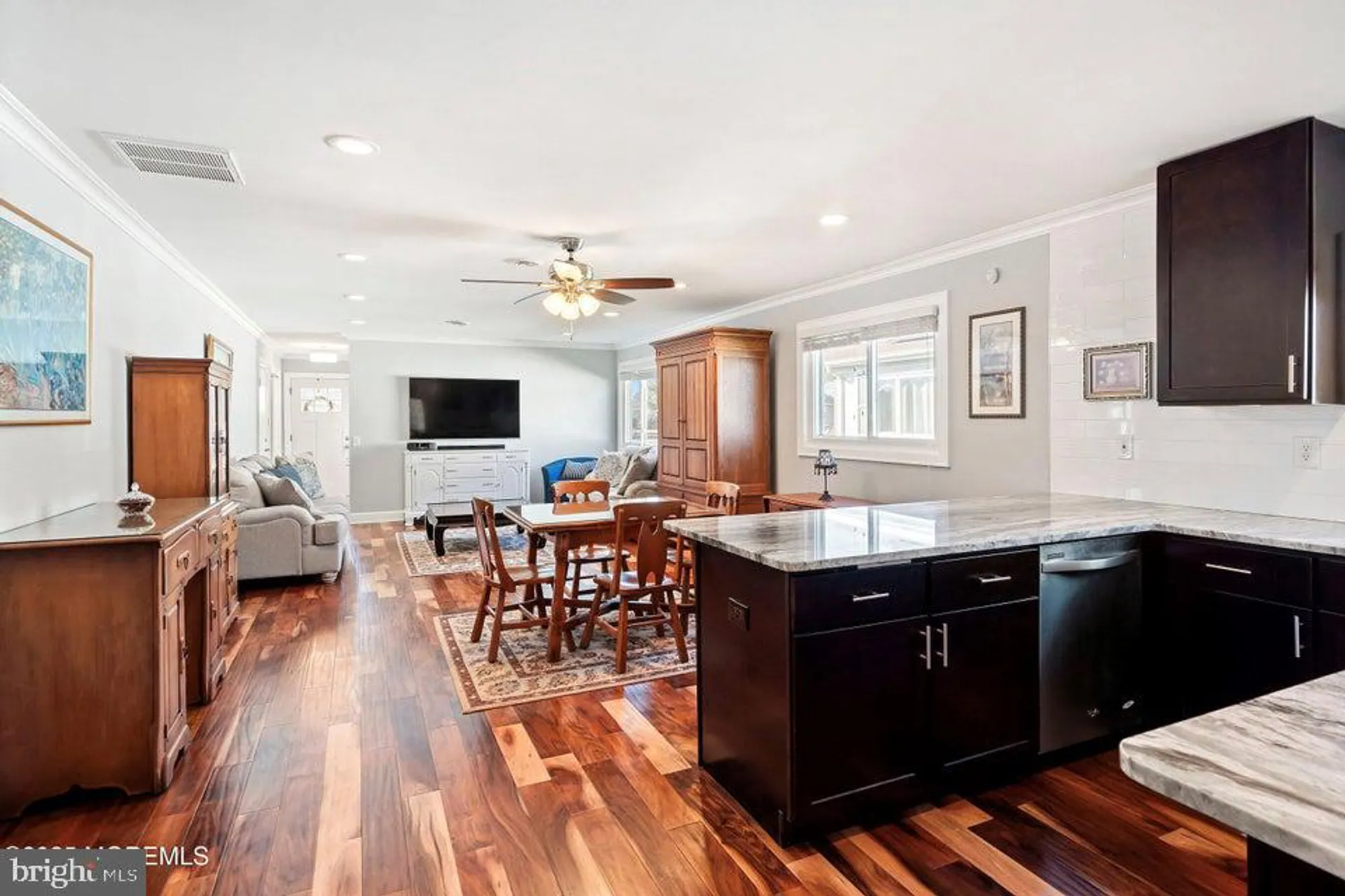 Property Slideshow image 17 of 42 | 15 aztec ct, Toms River, NJ, 08757