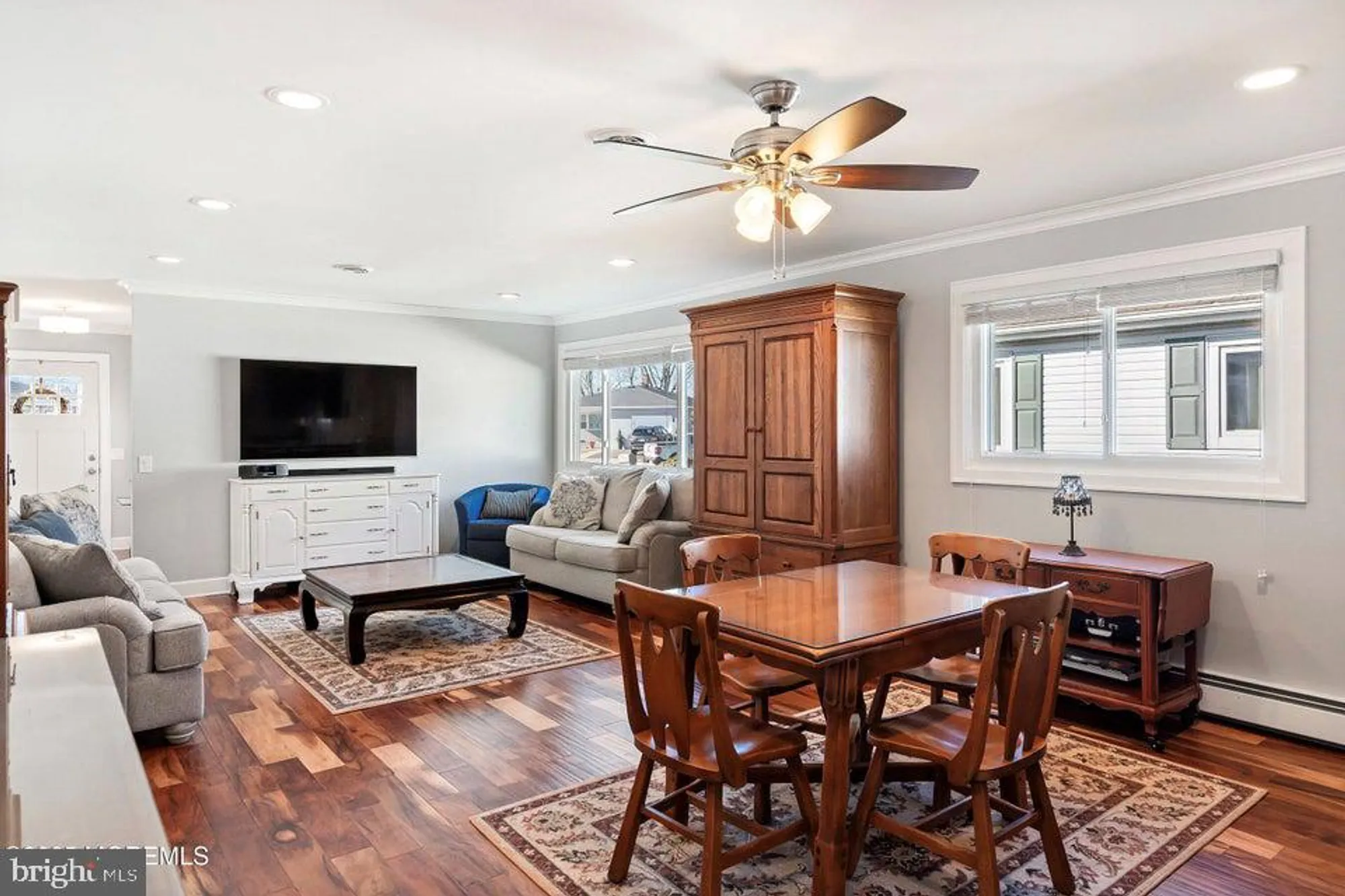 Property Slideshow image 19 of 42 | 15 aztec ct, Toms River, NJ, 08757