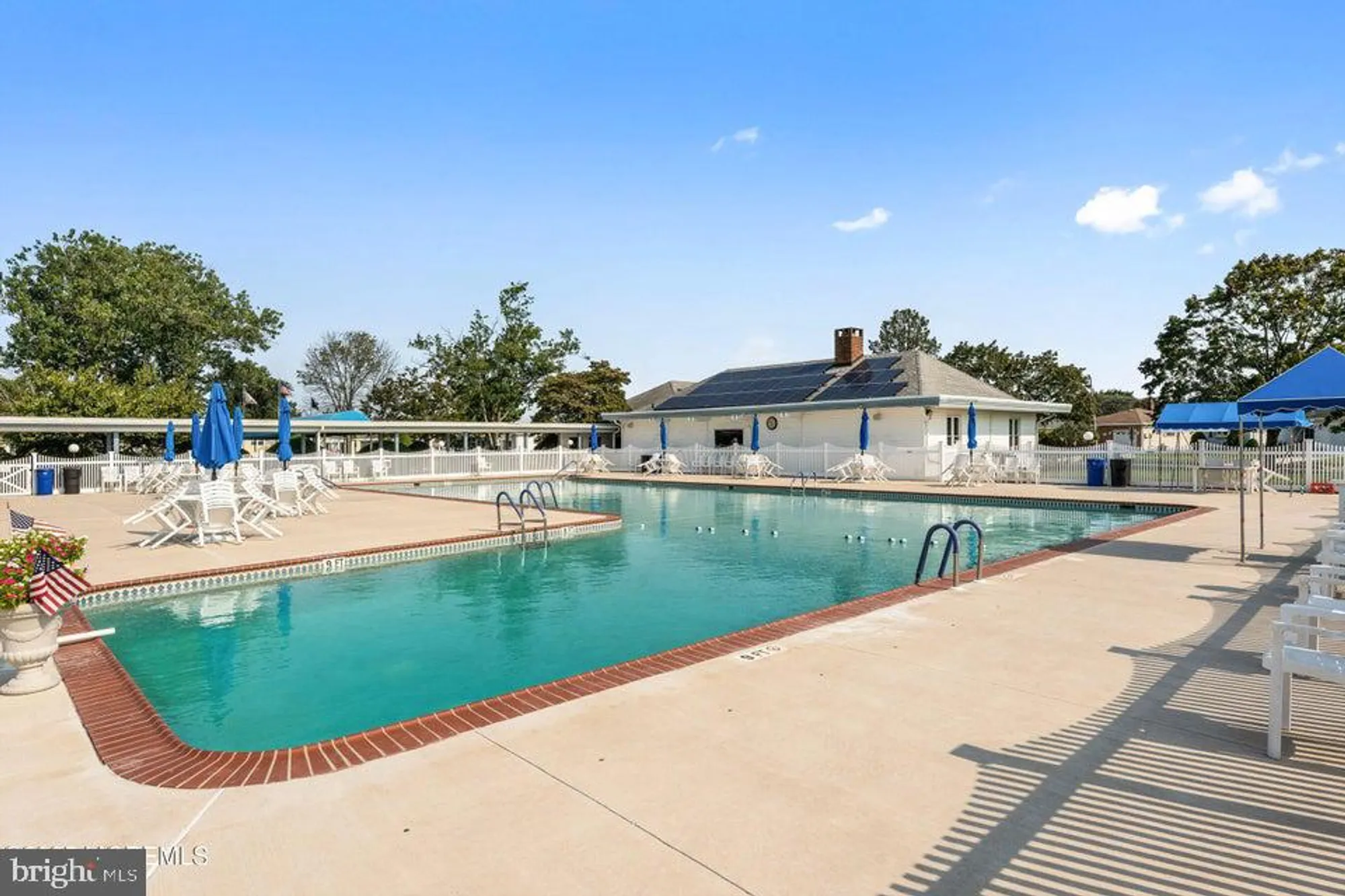 Property Slideshow image 37 of 42 | 15 aztec ct, Toms River, NJ, 08757