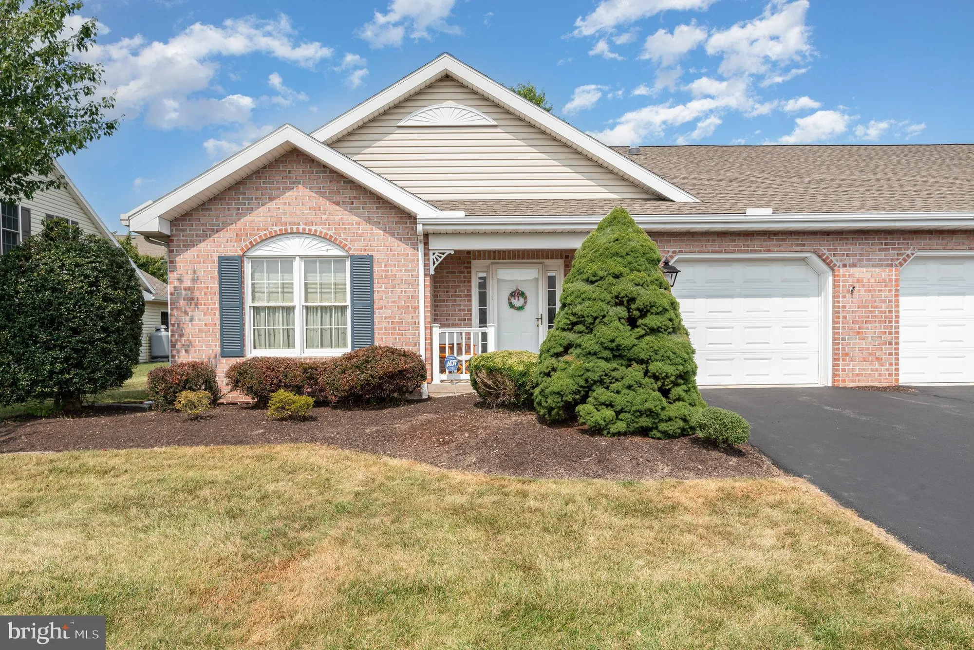 Property Slideshow image 1 of 30 | 27 blue mountain vis, Mechanicsburg, PA, 17050