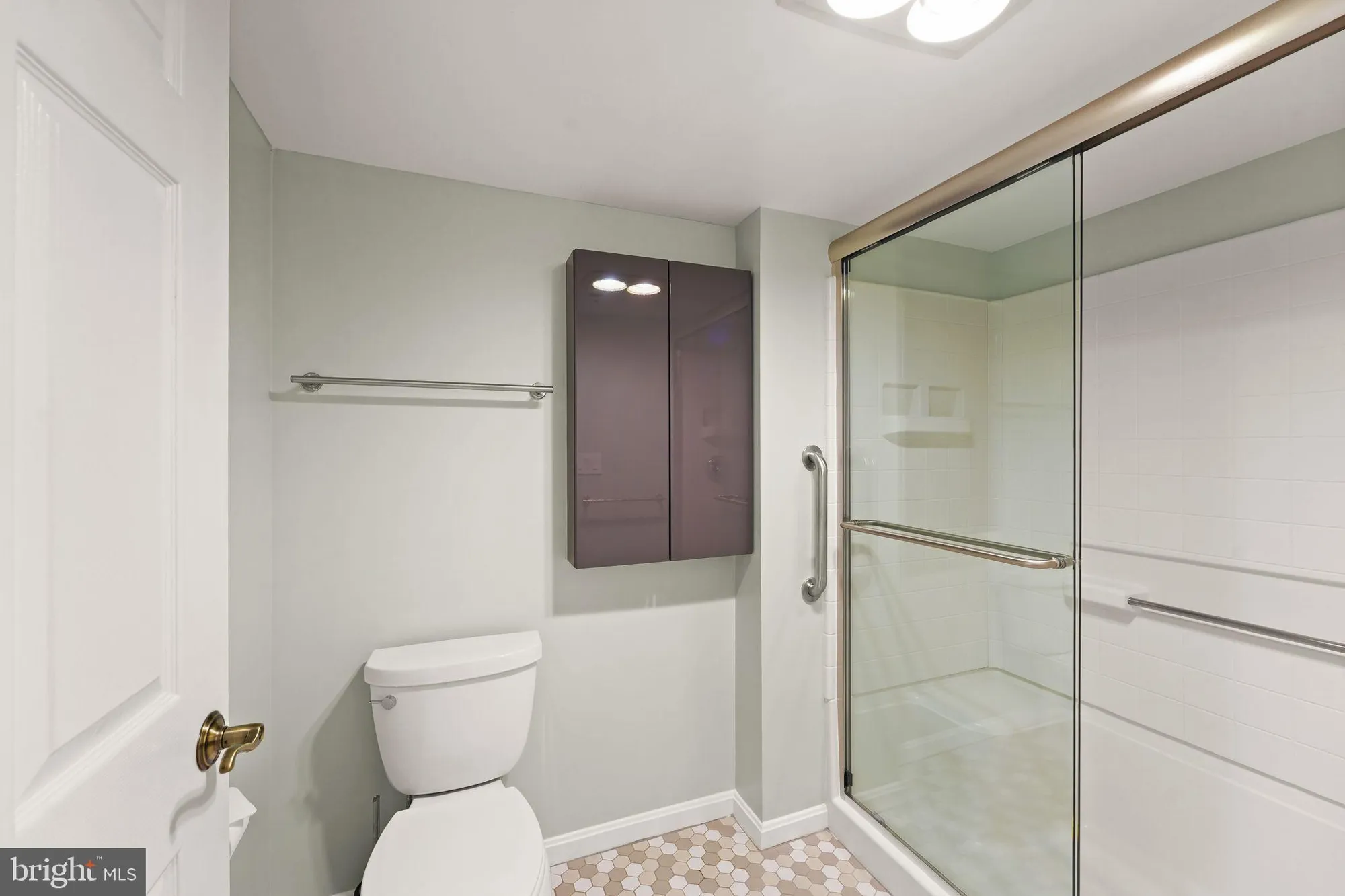 Property Slideshow image 28 of 33 | 19385 cypress ridge ter unit 522, Leesburg, VA, 20176