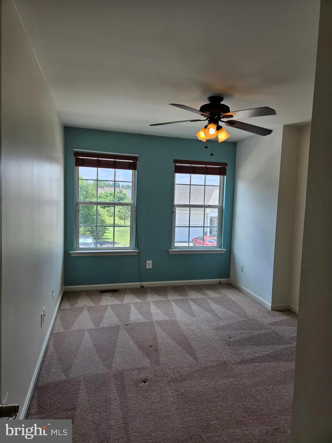 Property Slideshow image 38 of 52 | 228 anita ct, Newark, DE, 19702