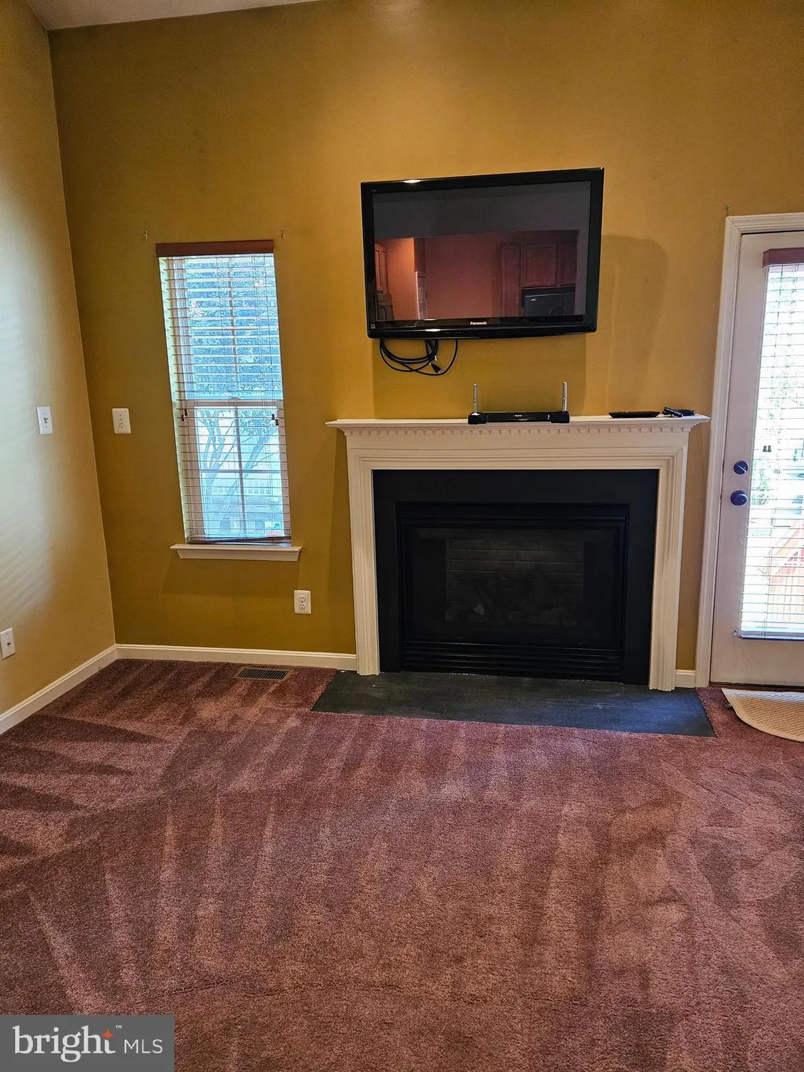 Property Slideshow image 15 of 52 | 228 anita ct, Newark, DE, 19702