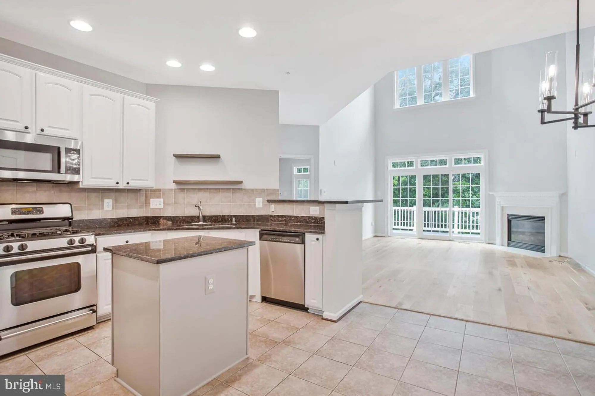 Property Slideshow image 15 of 81 | 8736 endless ocean way 24, Columbia, MD, 21045