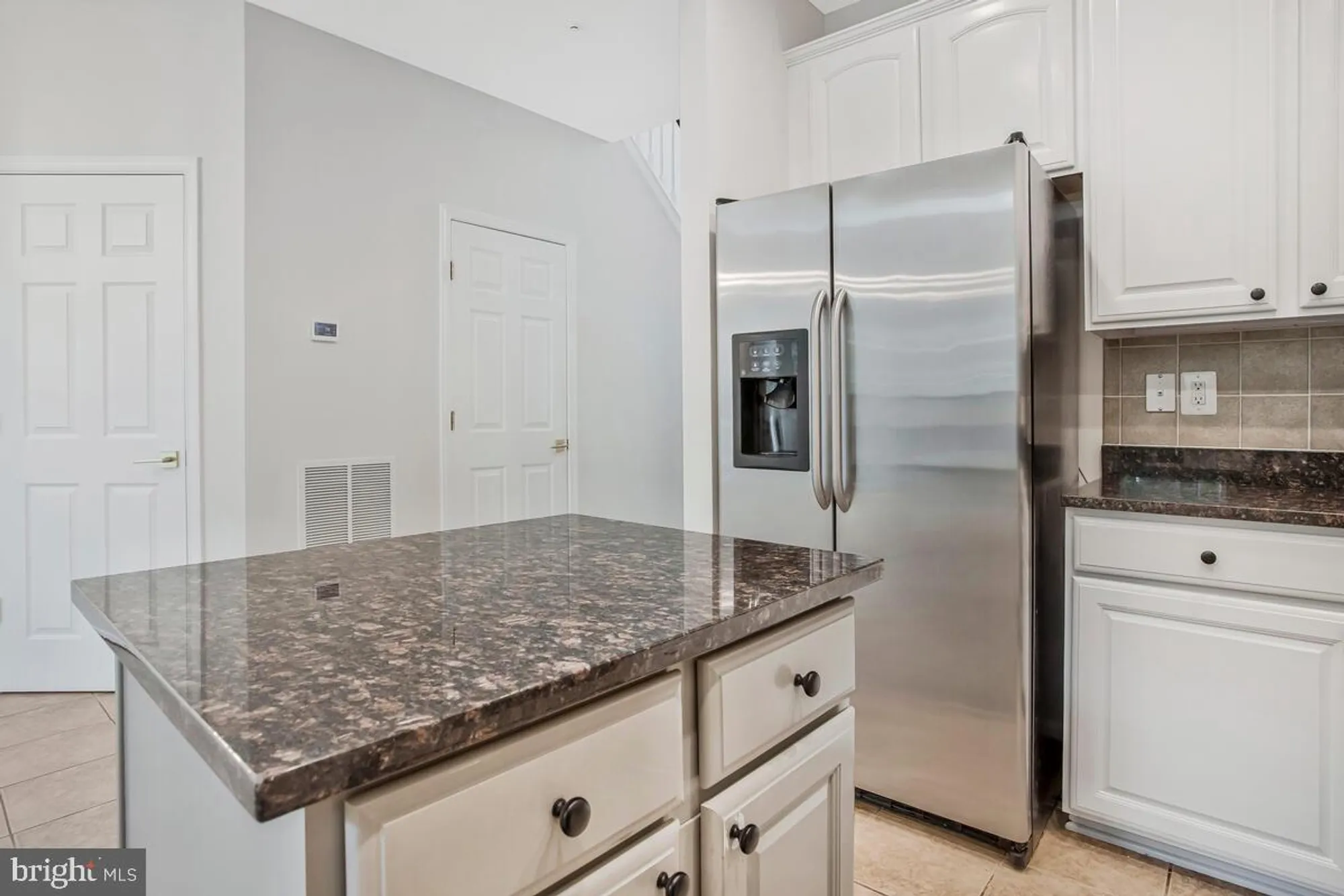 Property Slideshow image 17 of 81 | 8736 endless ocean way 24, Columbia, MD, 21045