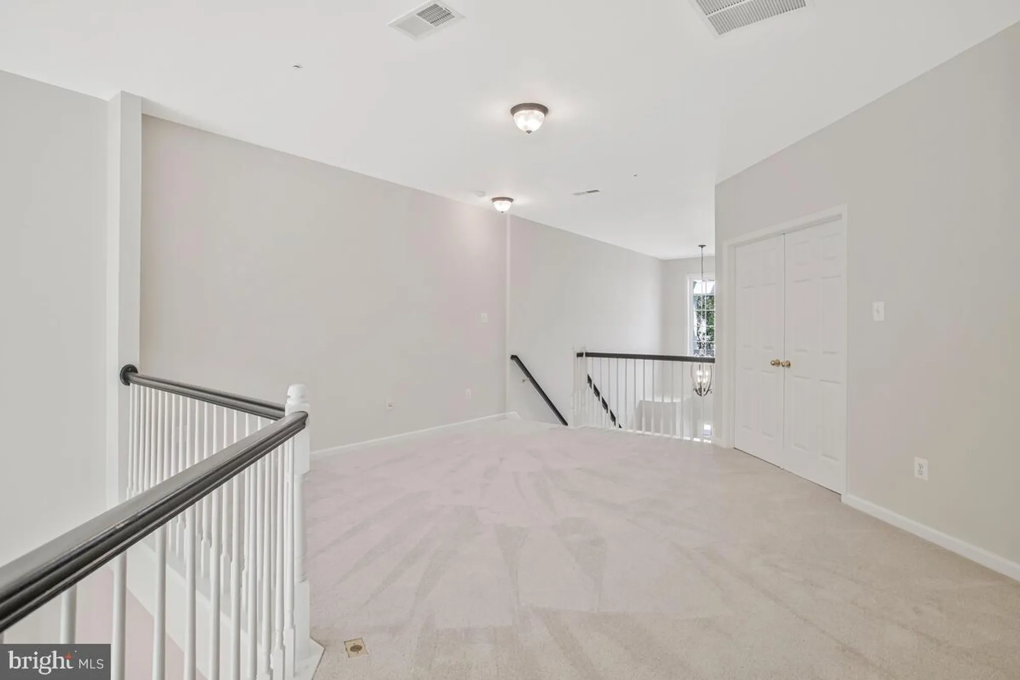 Property Slideshow image 33 of 81 | 8736 endless ocean way 24, Columbia, MD, 21045