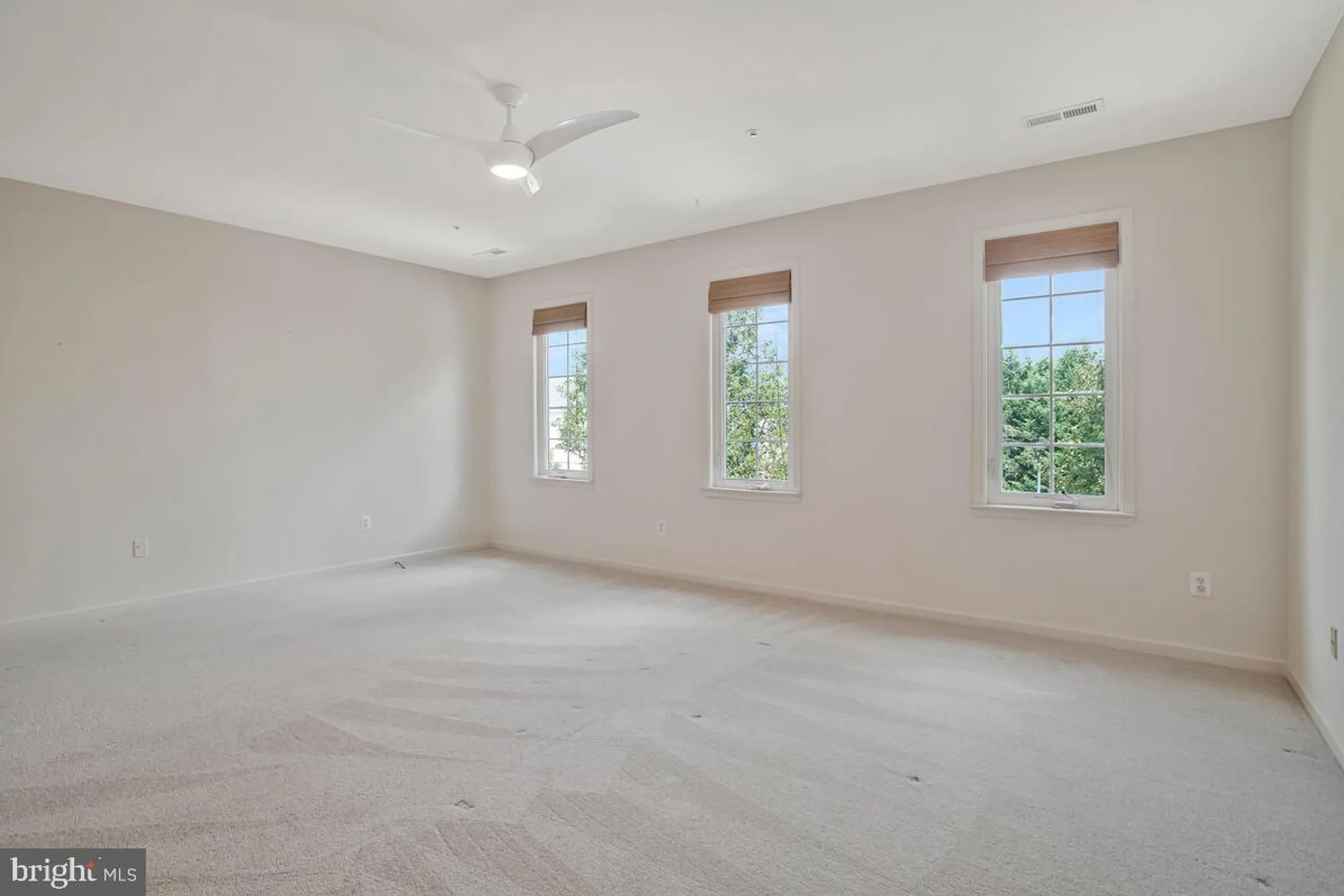 Property Slideshow image 38 of 81 | 8736 endless ocean way 24, Columbia, MD, 21045