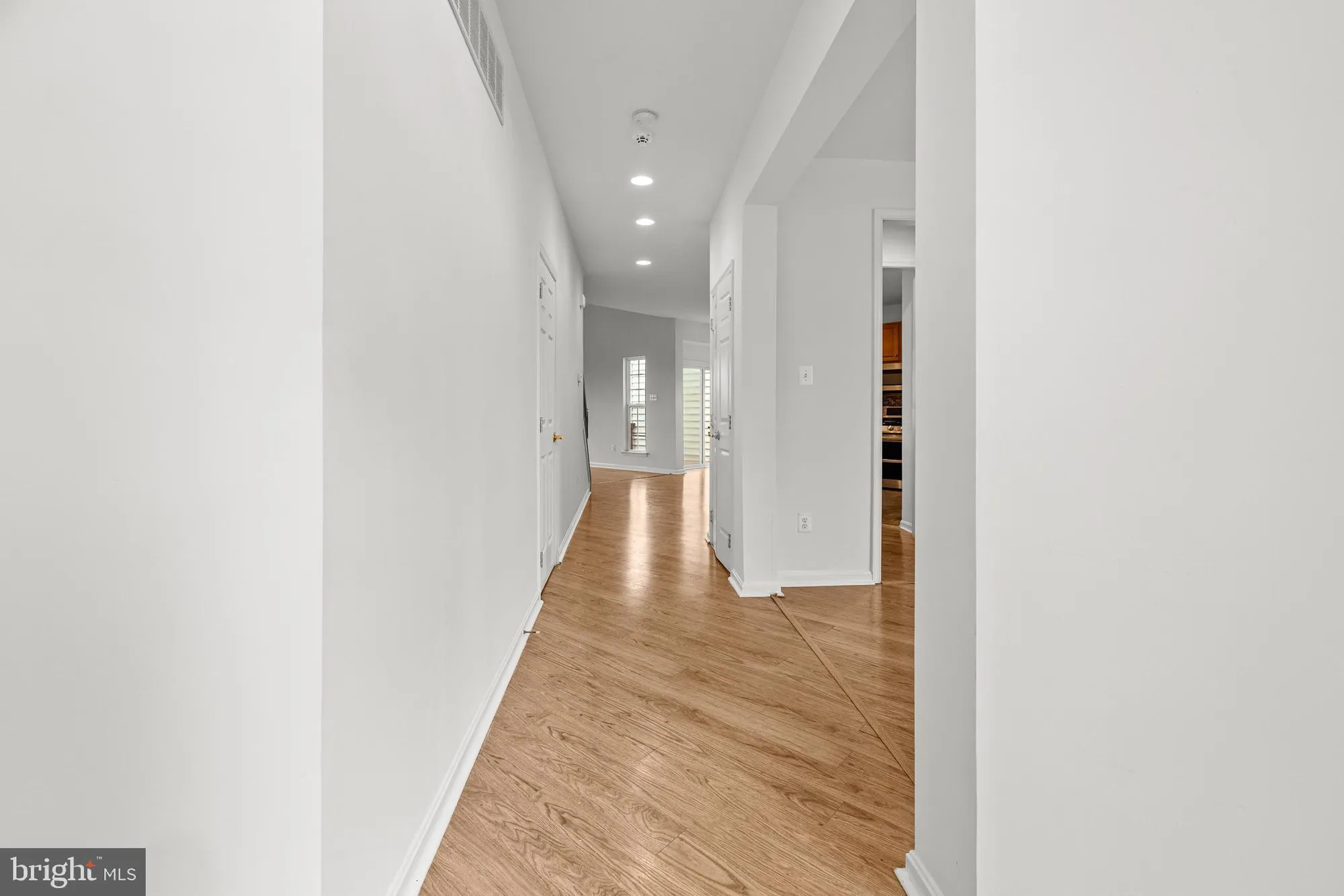 Property Slideshow image 4 of 43 | 339 pierce run, Newark, DE, 19702