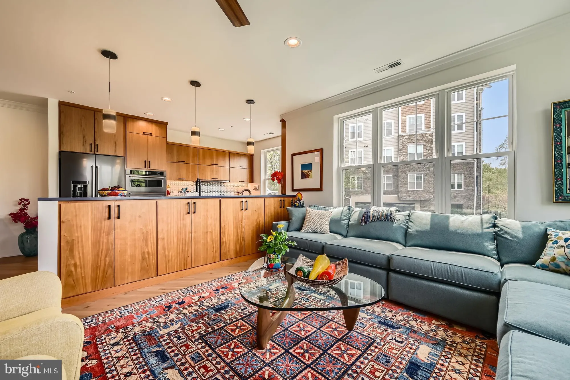 Property Slideshow image 12 of 72 | 19 clay lodge ln unit 104, Catonsville, MD, 21228