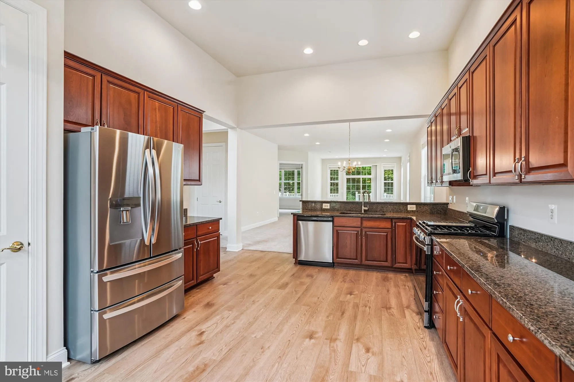 Property Slideshow image 13 of 86 | 15463 legacy way, Haymarket, VA, 20169